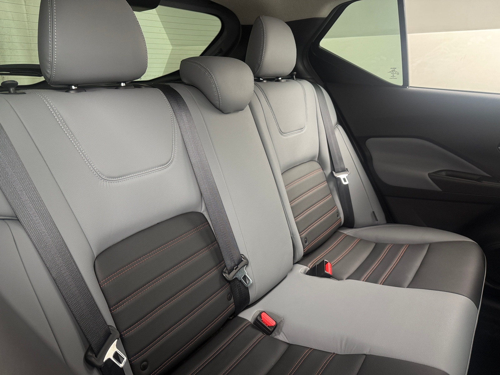 Thumbnail: 2021 Nissan Kicks - 6