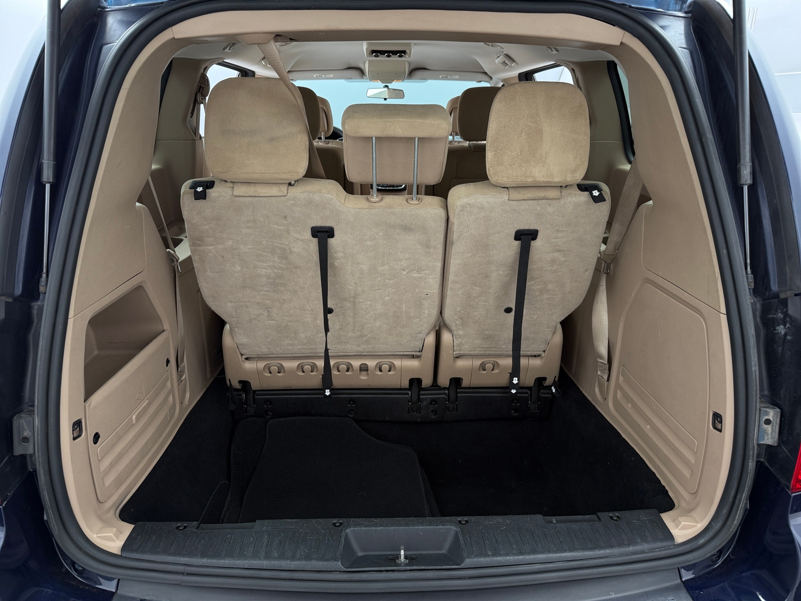 Thumbnail: 2016 Dodge Grand Caravan - 7