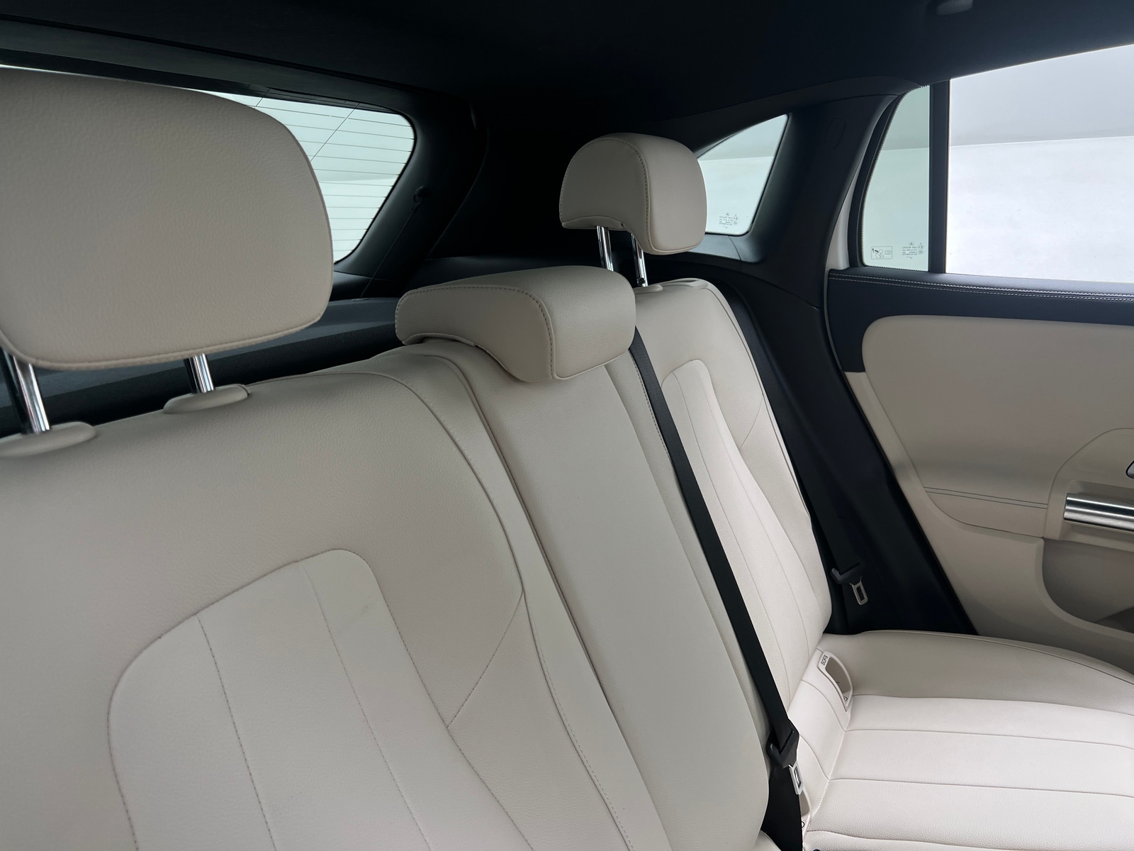 Thumbnail: 2021 Mercedes-Benz GLA - 6