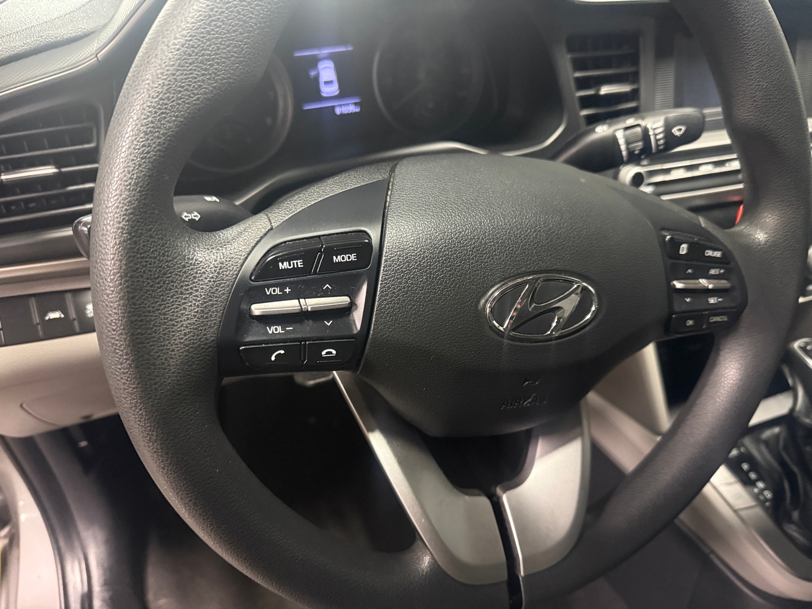 Thumbnail: 2020 Hyundai Elantra - 5
