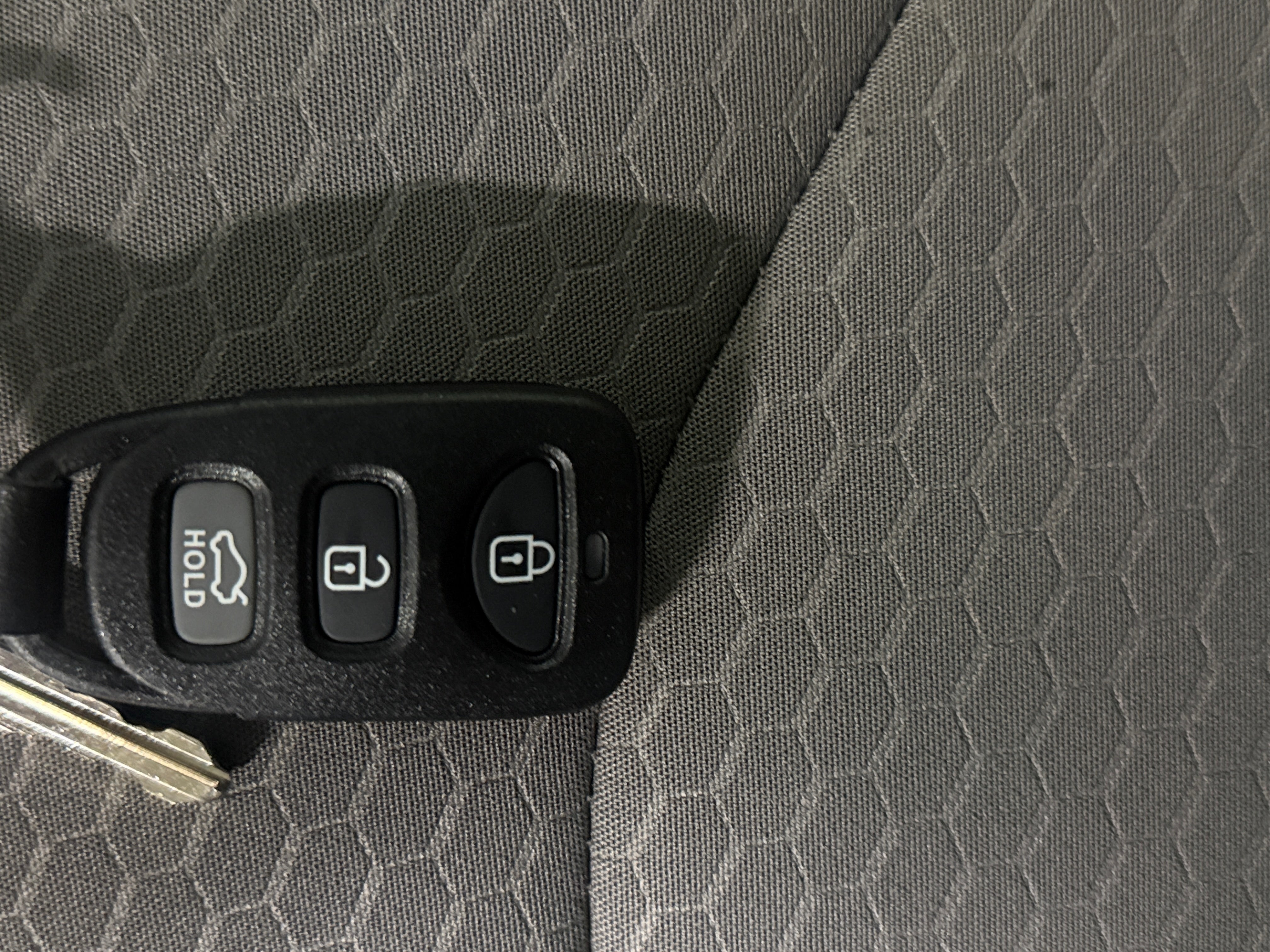 2020 Hyundai Elantra SE - Photo 3