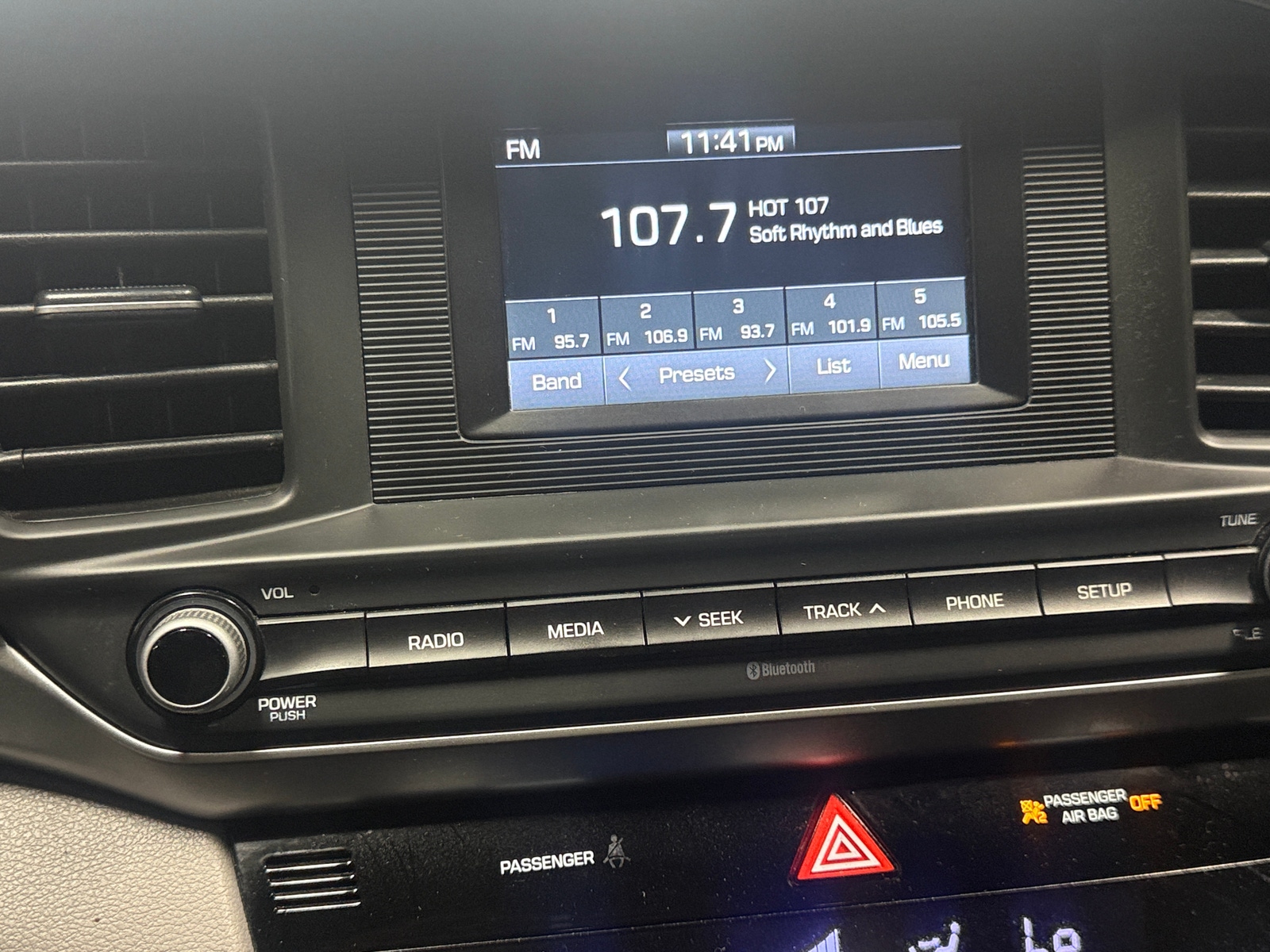 Thumbnail: 2020 Hyundai Elantra - 4