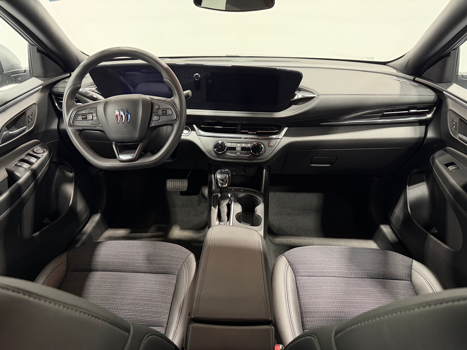 Thumbnail: 2025 Buick Envista - 3