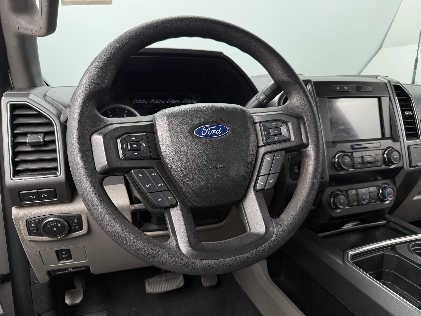 Thumbnail: 2021 Ford Econoline - 5