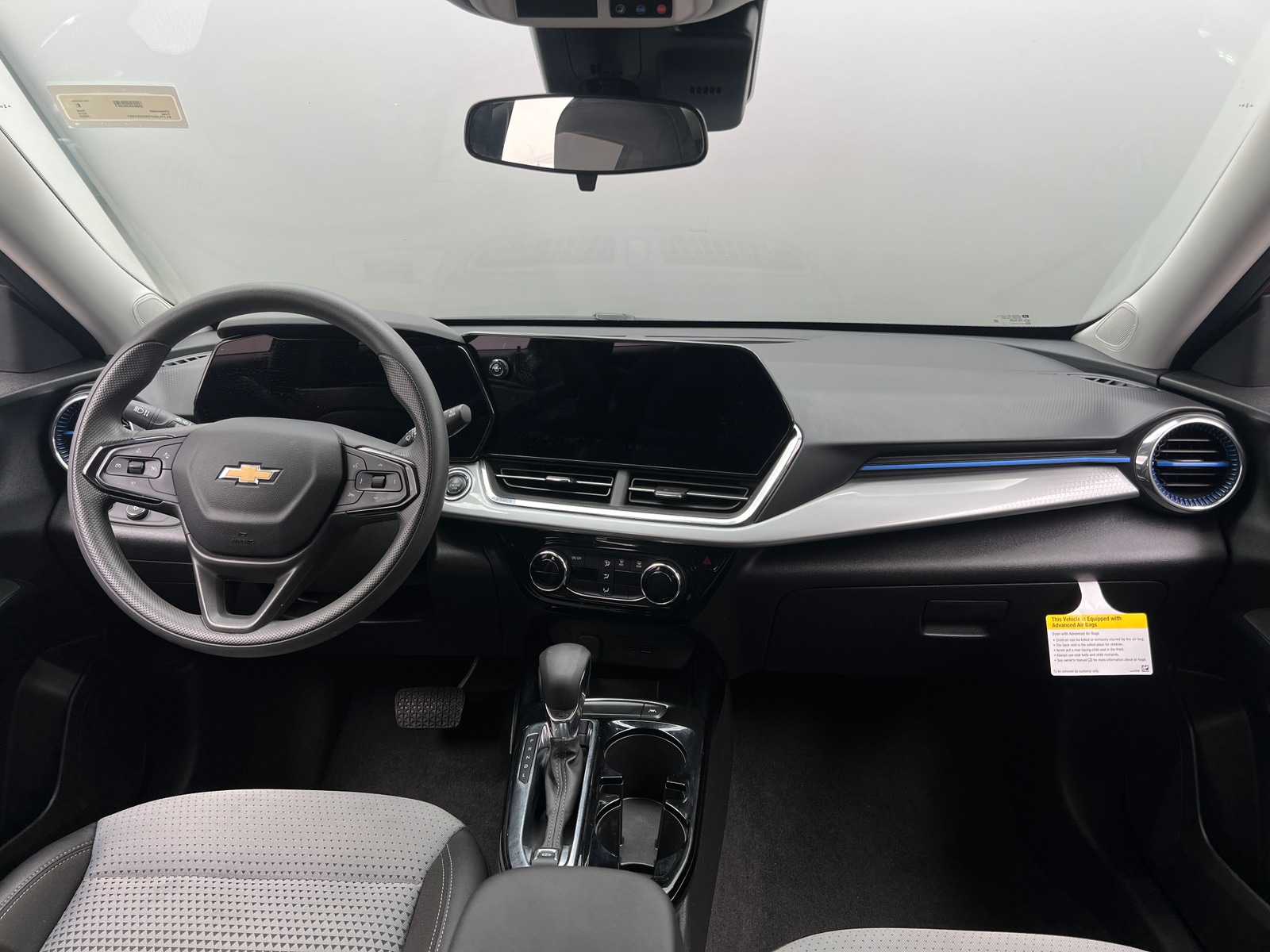 Thumbnail: 2025 Chevrolet Trax - 3