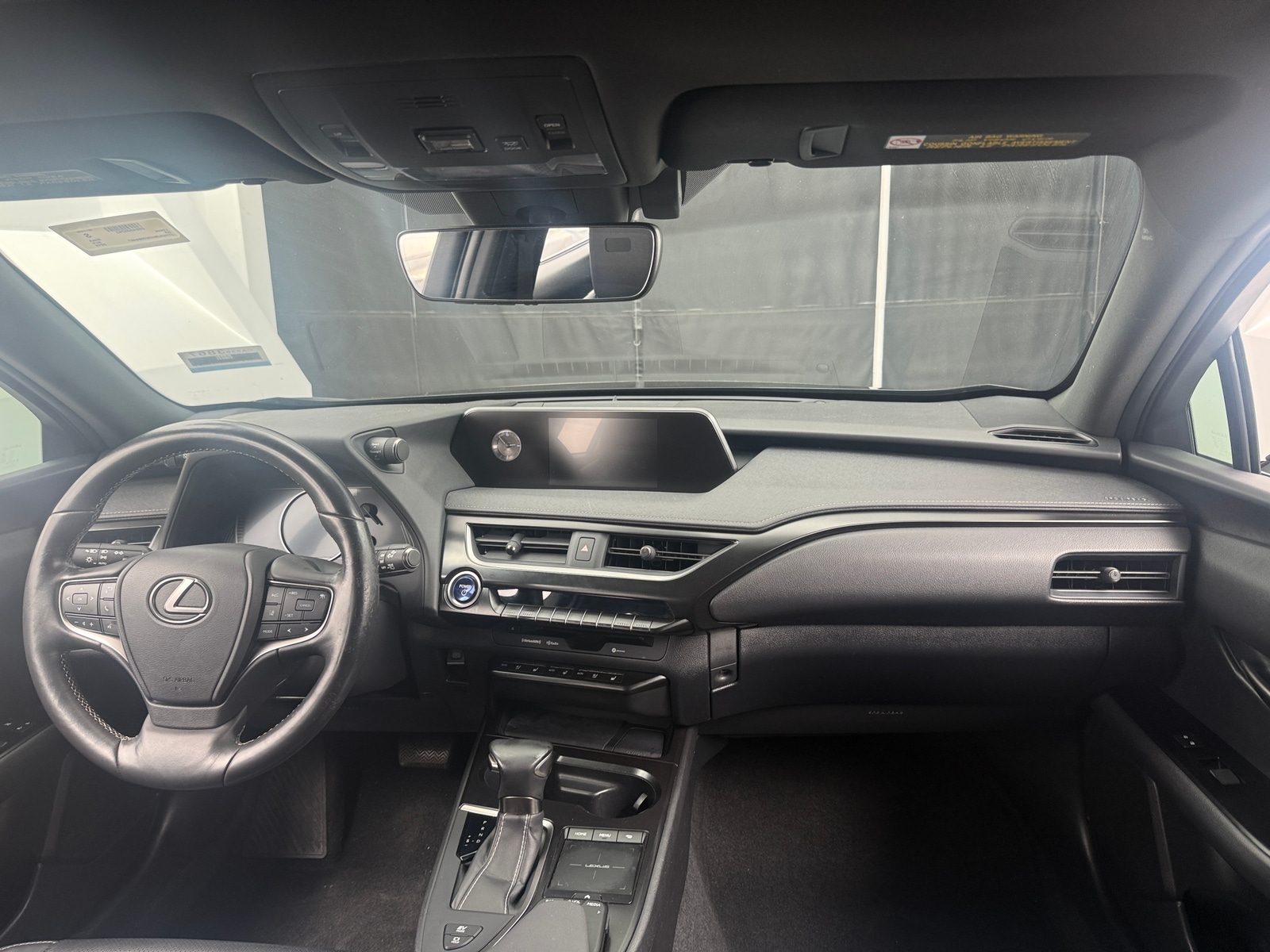Thumbnail: 2019 Lexus UX - 2