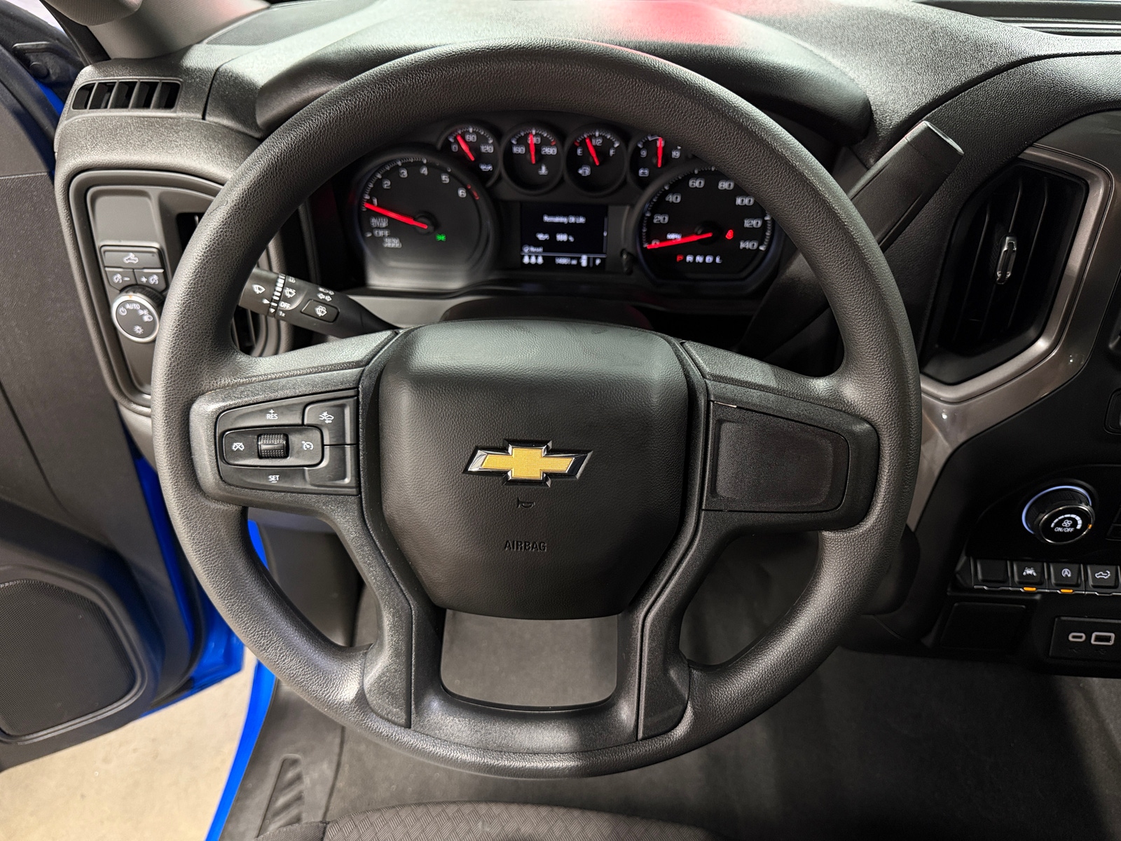 Thumbnail: 2025 Chevrolet Silverado 1500 - 5