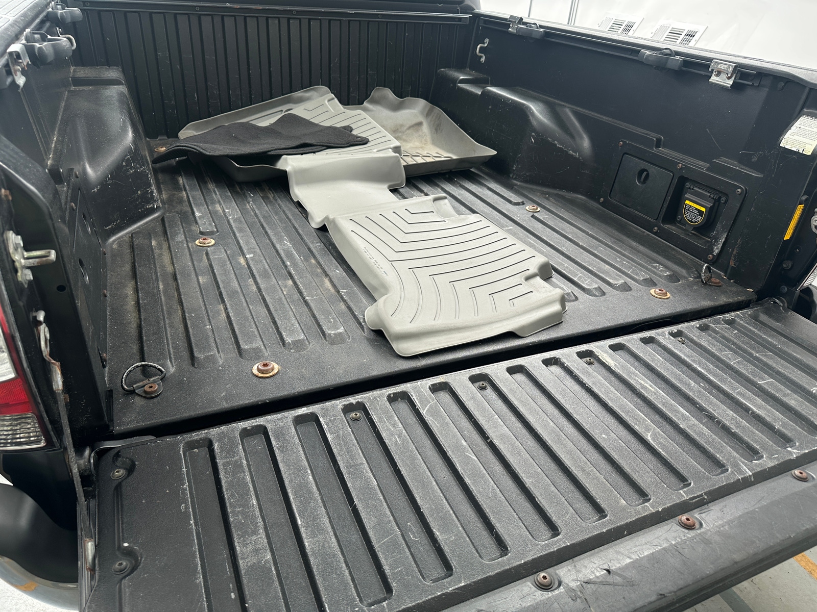 Thumbnail: 2013 Toyota Tacoma - 7