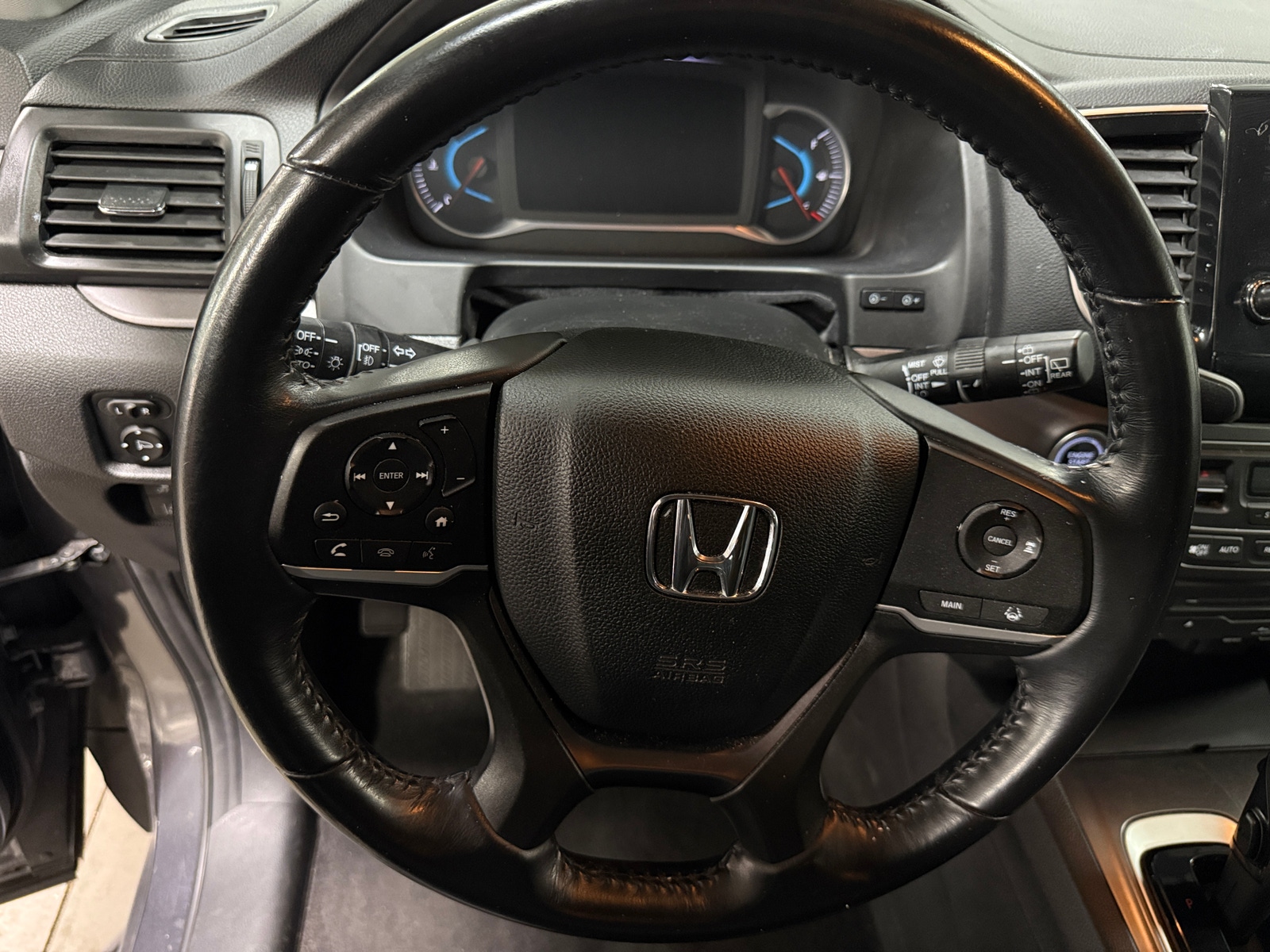 Thumbnail: 2019 Honda Pilot - 4