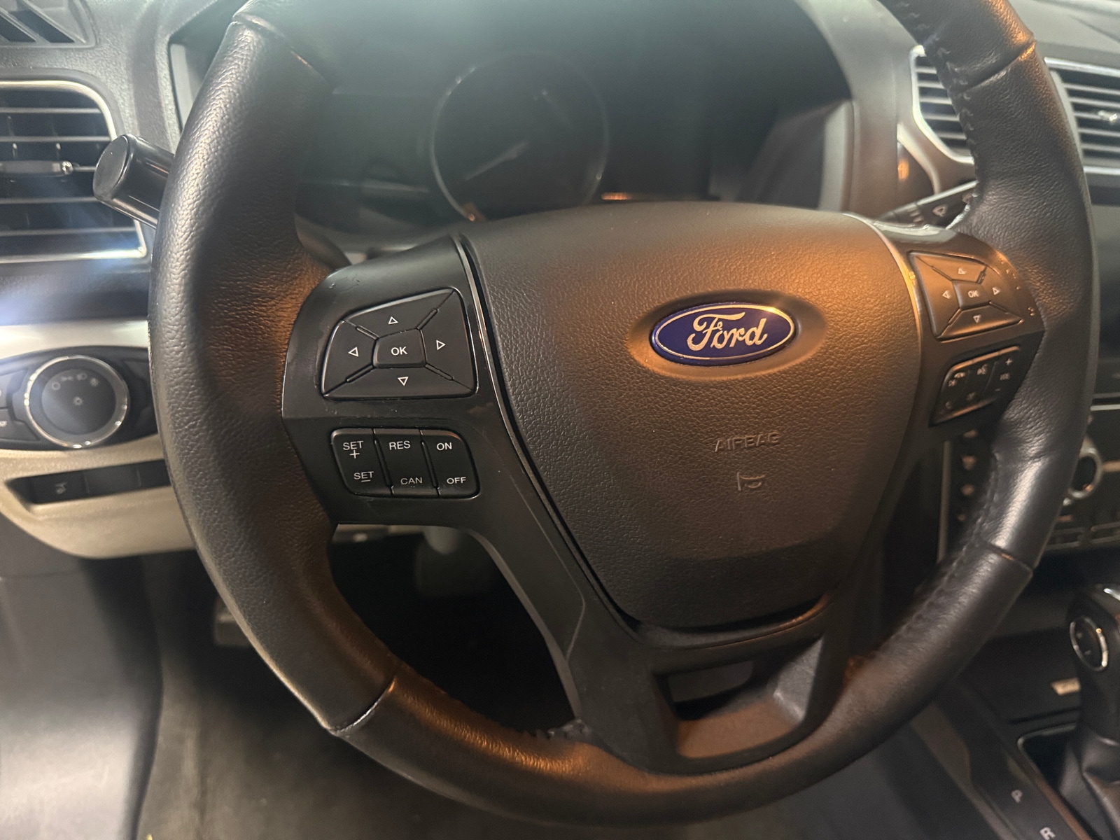Thumbnail: 2018 Ford Explorer - 4