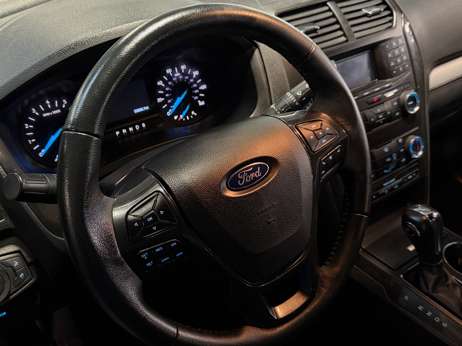 Thumbnail: 2019 Ford Explorer - 5