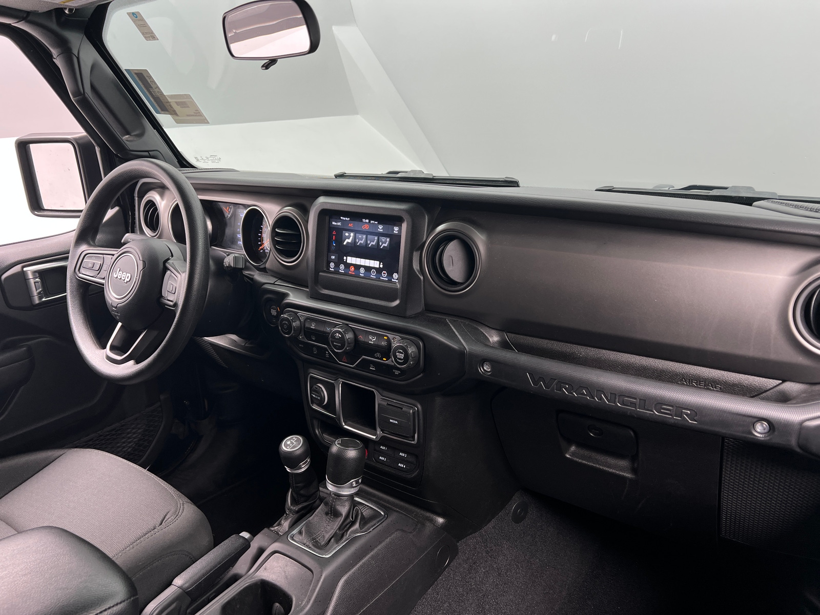 Thumbnail: 2022 Jeep Wrangler - 3