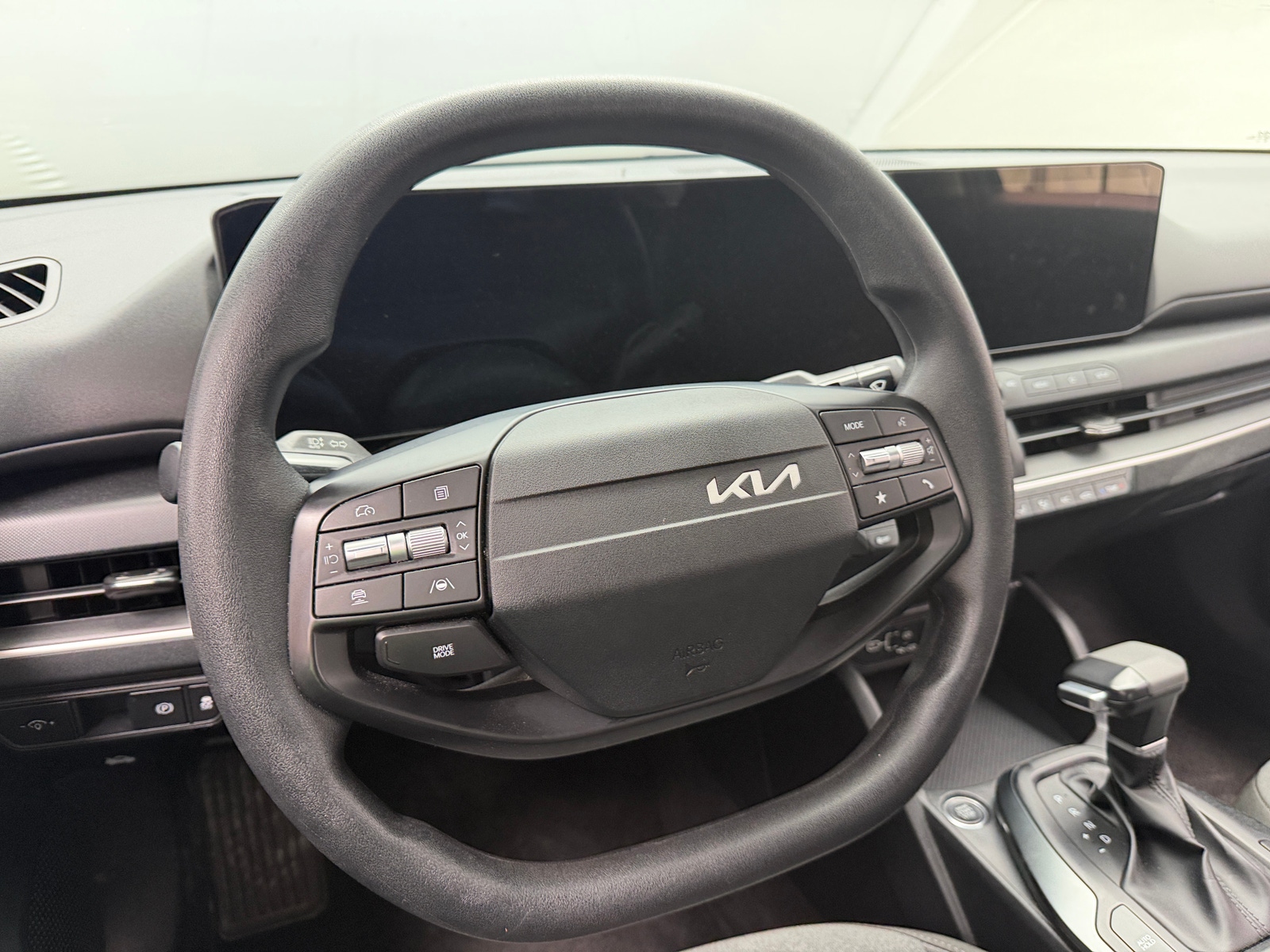 Thumbnail: 2025 Kia K4 - 5