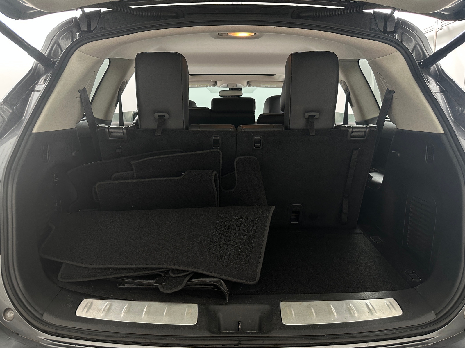 Thumbnail: 2017 INFINITI QX60 - 6
