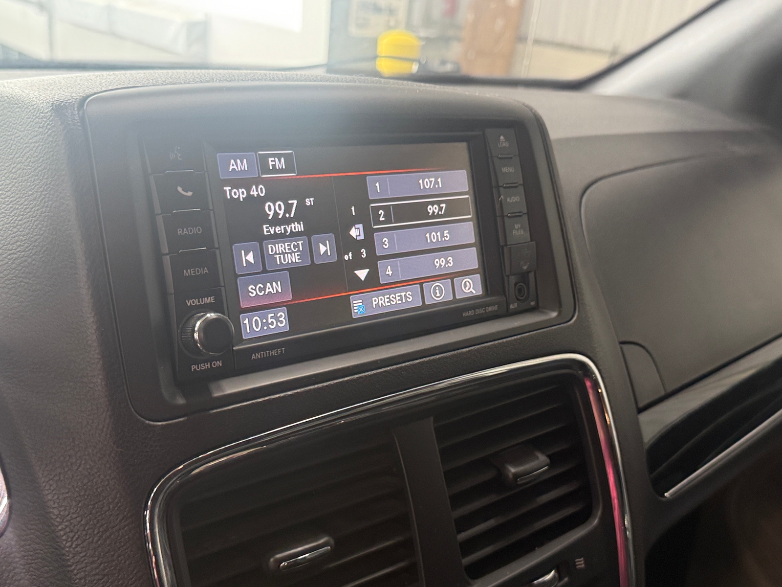 Thumbnail: 2019 Dodge Grand Caravan - 4