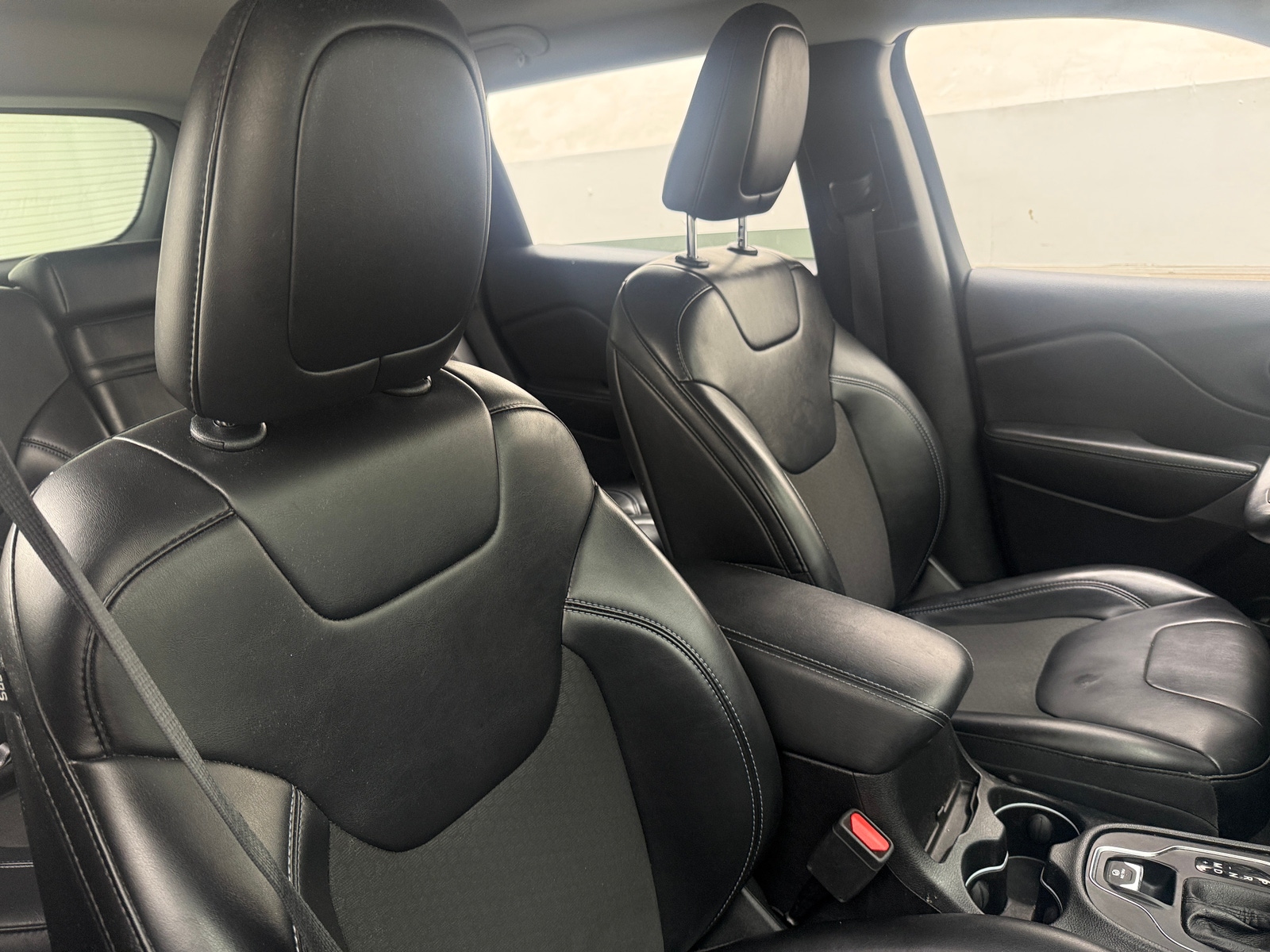Thumbnail: 2019 Jeep Cherokee - 2