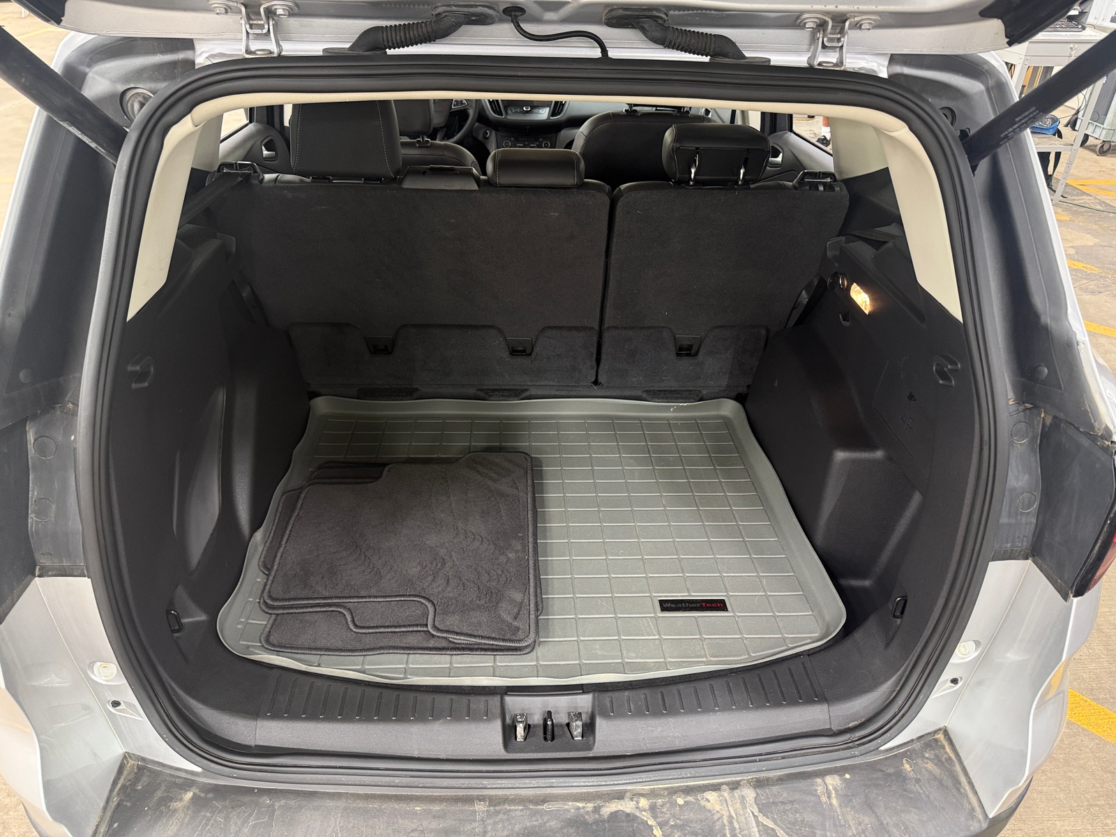 Thumbnail: 2019 Ford Escape - 6