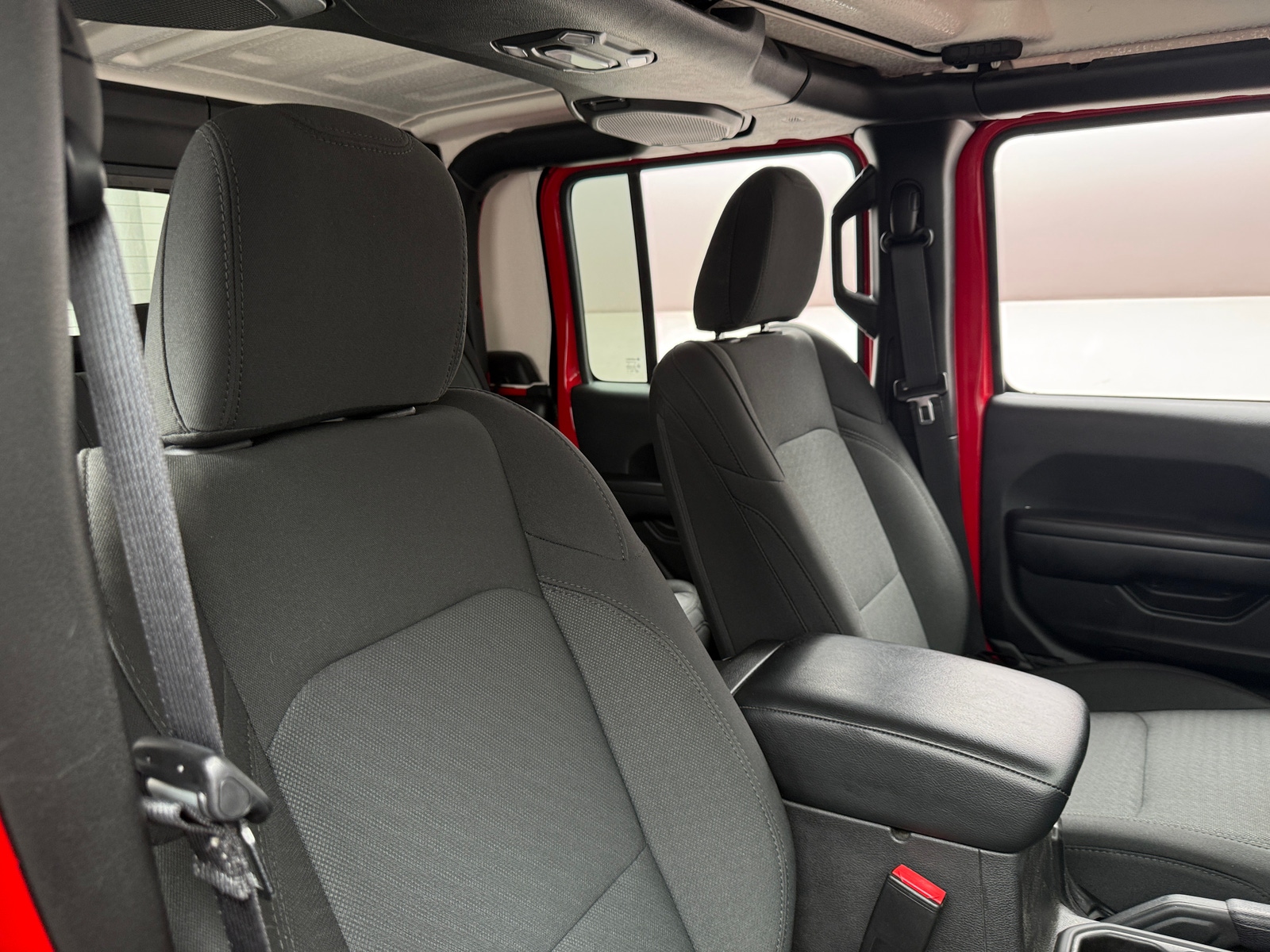Thumbnail: 2021 Jeep Gladiator - 2