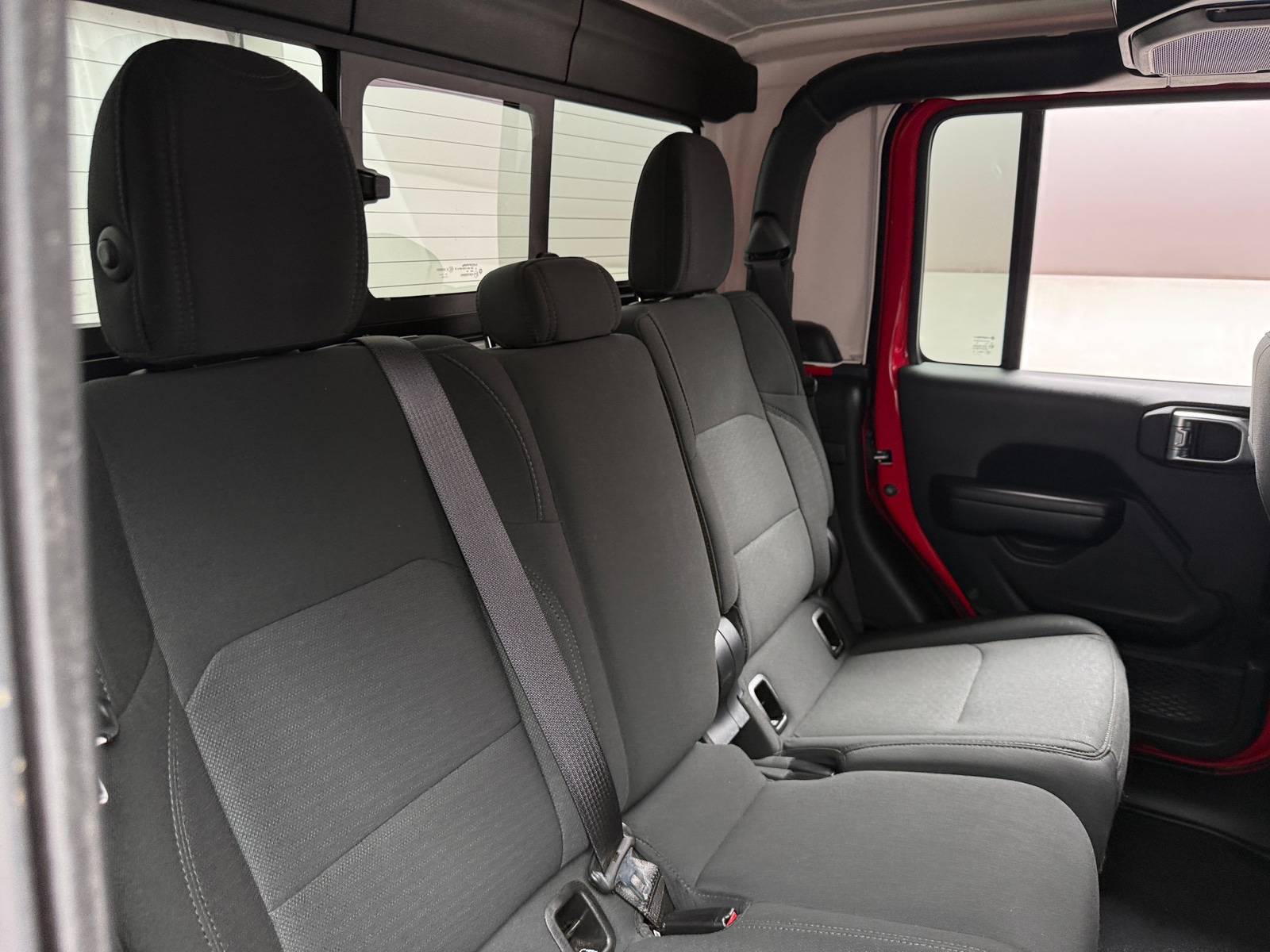 Thumbnail: 2021 Jeep Gladiator - 6