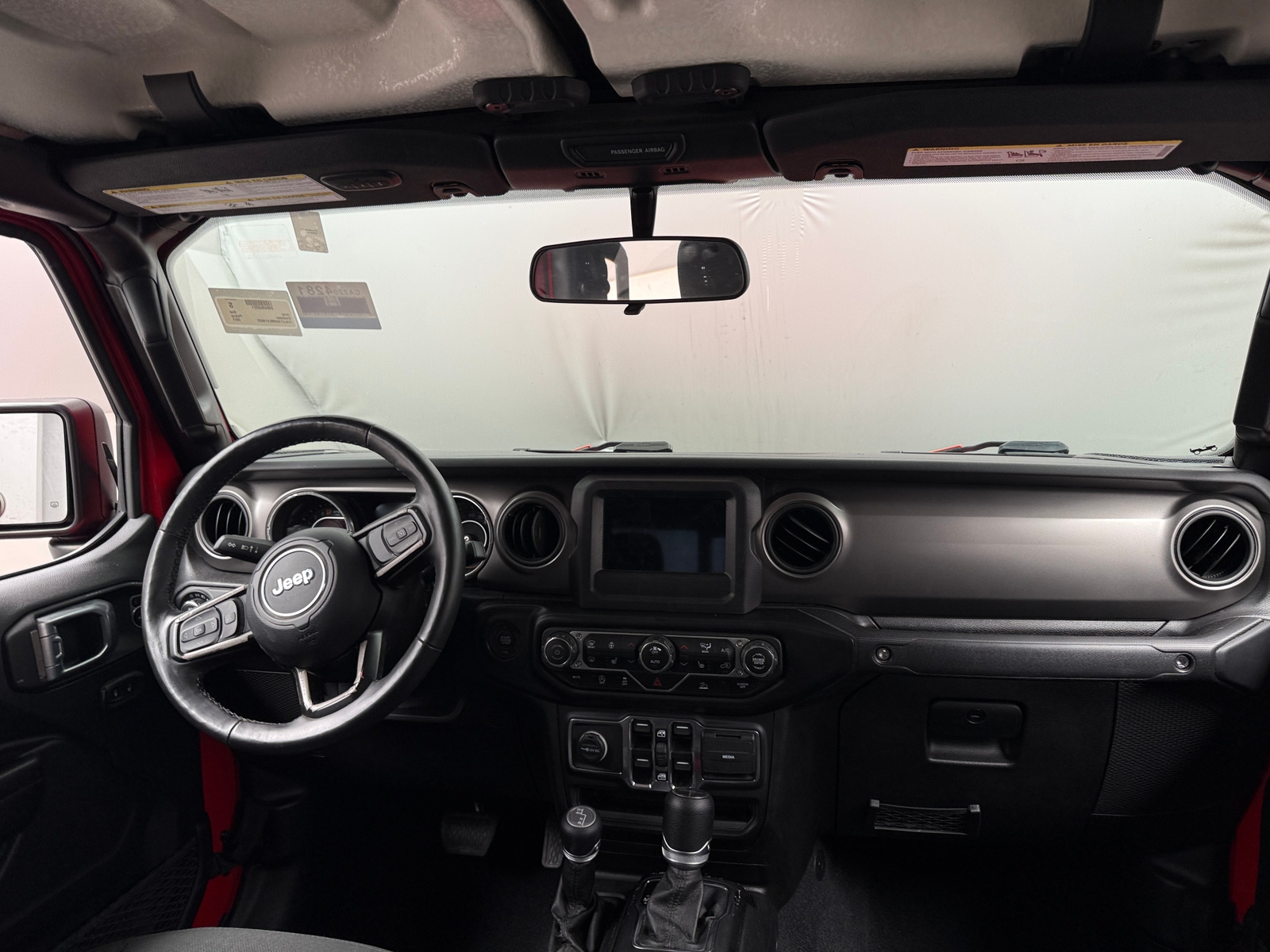 Thumbnail: 2021 Jeep Gladiator - 3