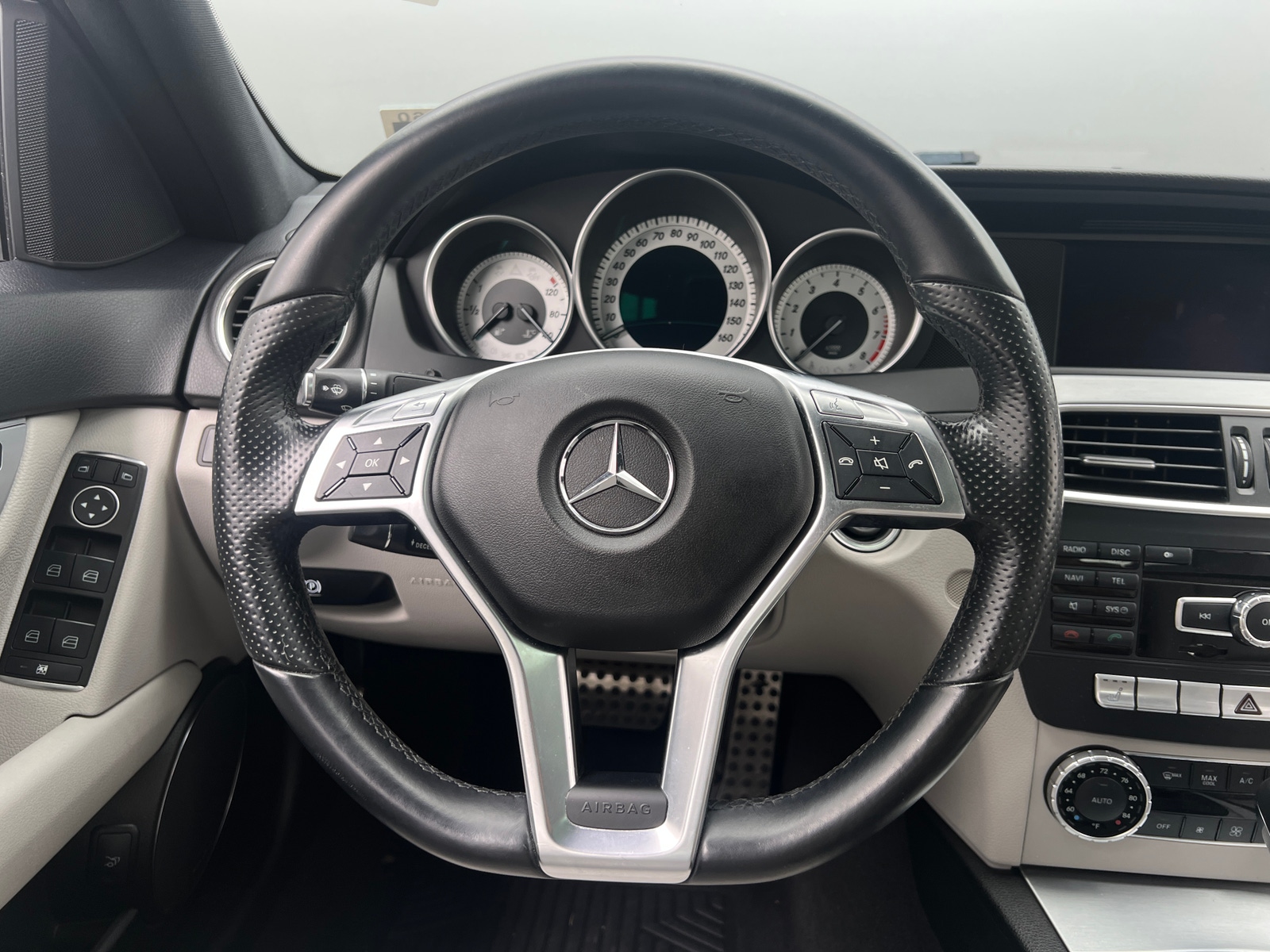 Thumbnail: 2014 Mercedes-Benz C-Class - 4