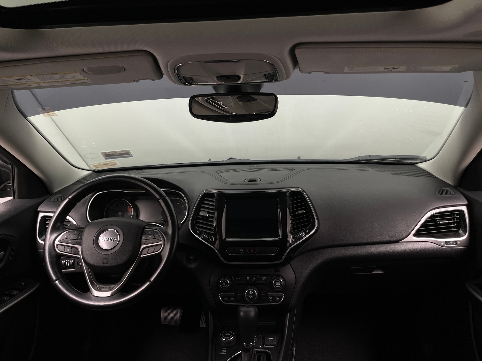 Thumbnail: 2020 Jeep Cherokee - 2