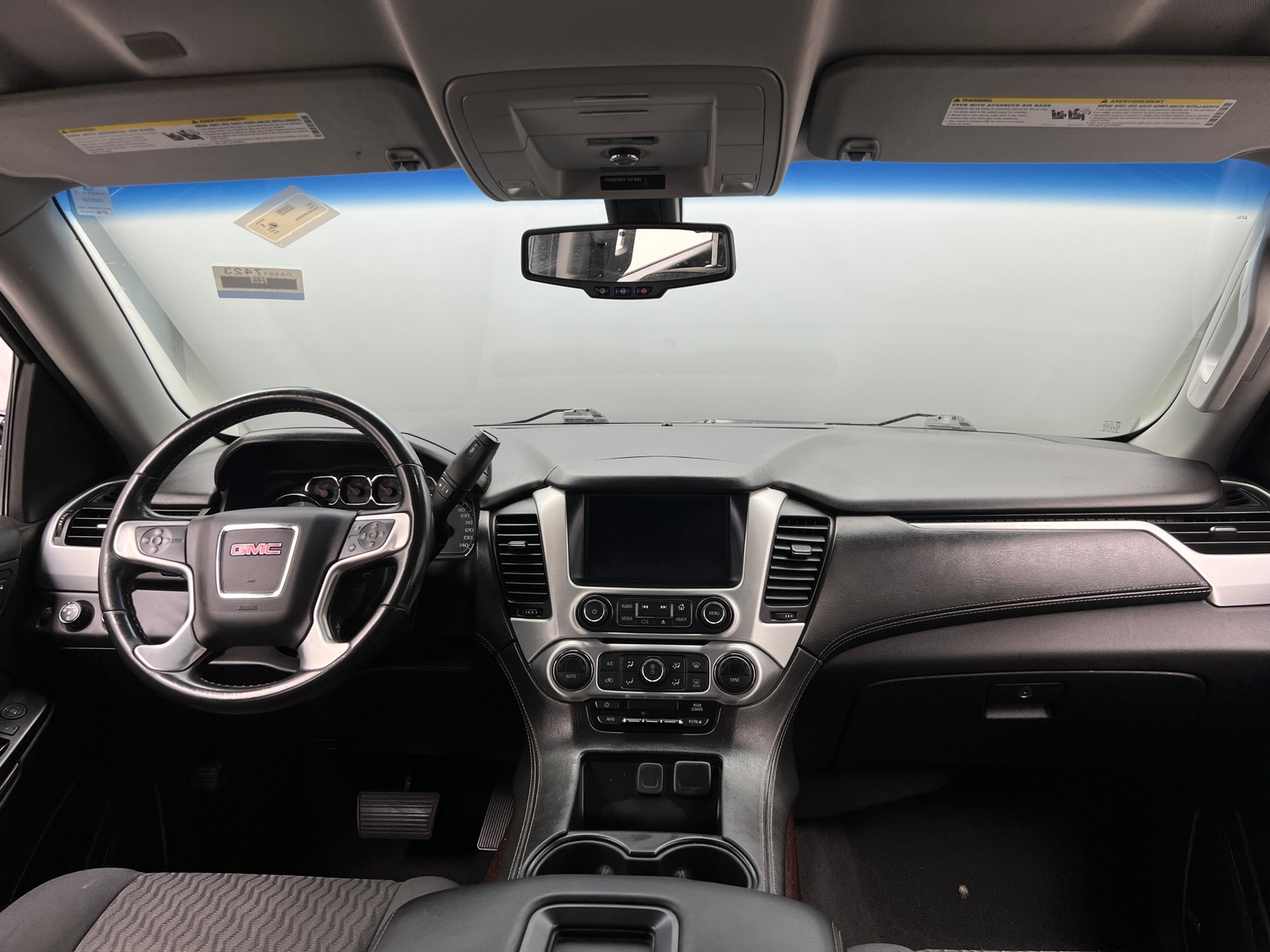 Thumbnail: 2019 GMC Yukon - 3