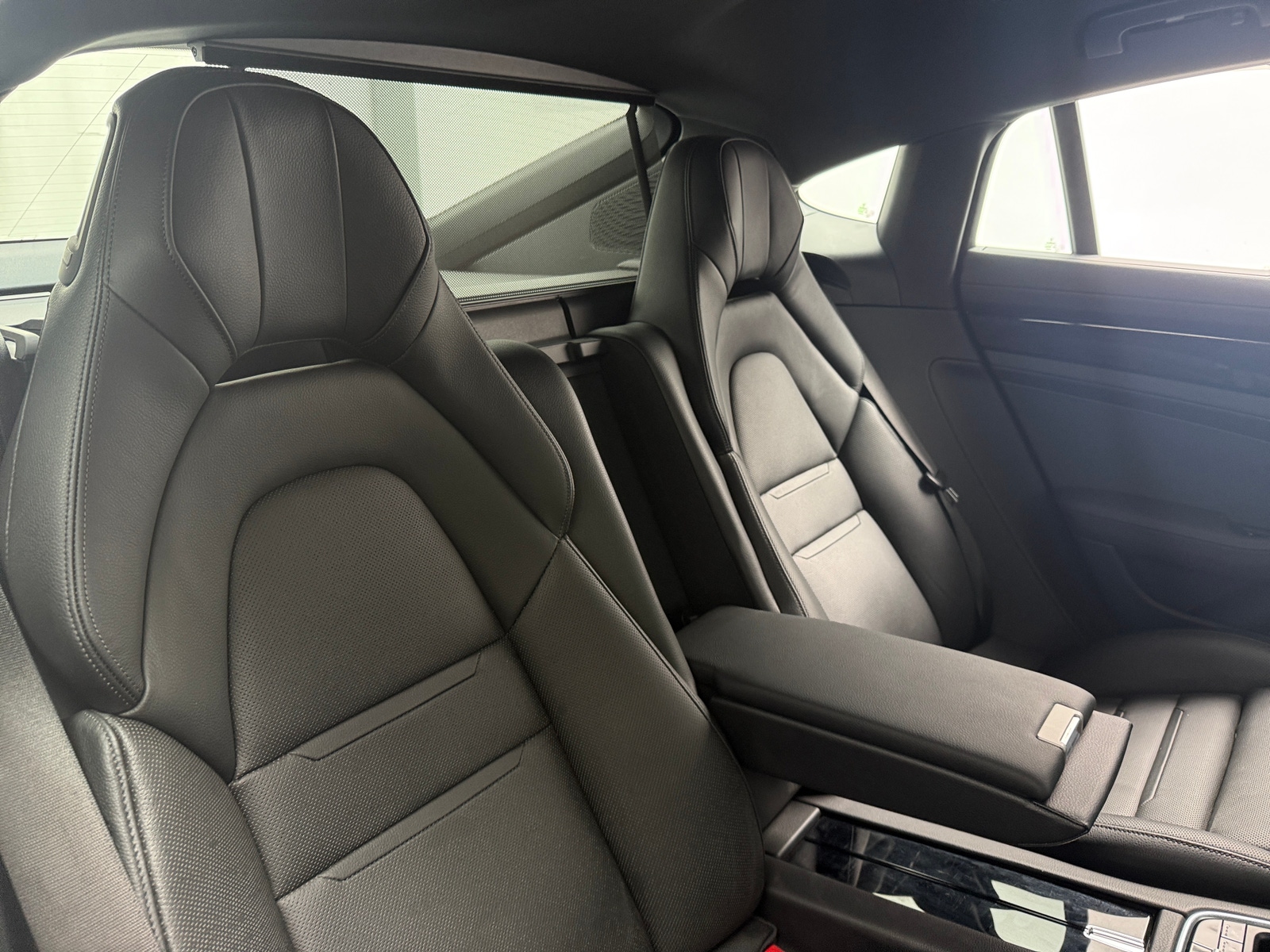 Thumbnail: 2018 Porsche Panamera - 5