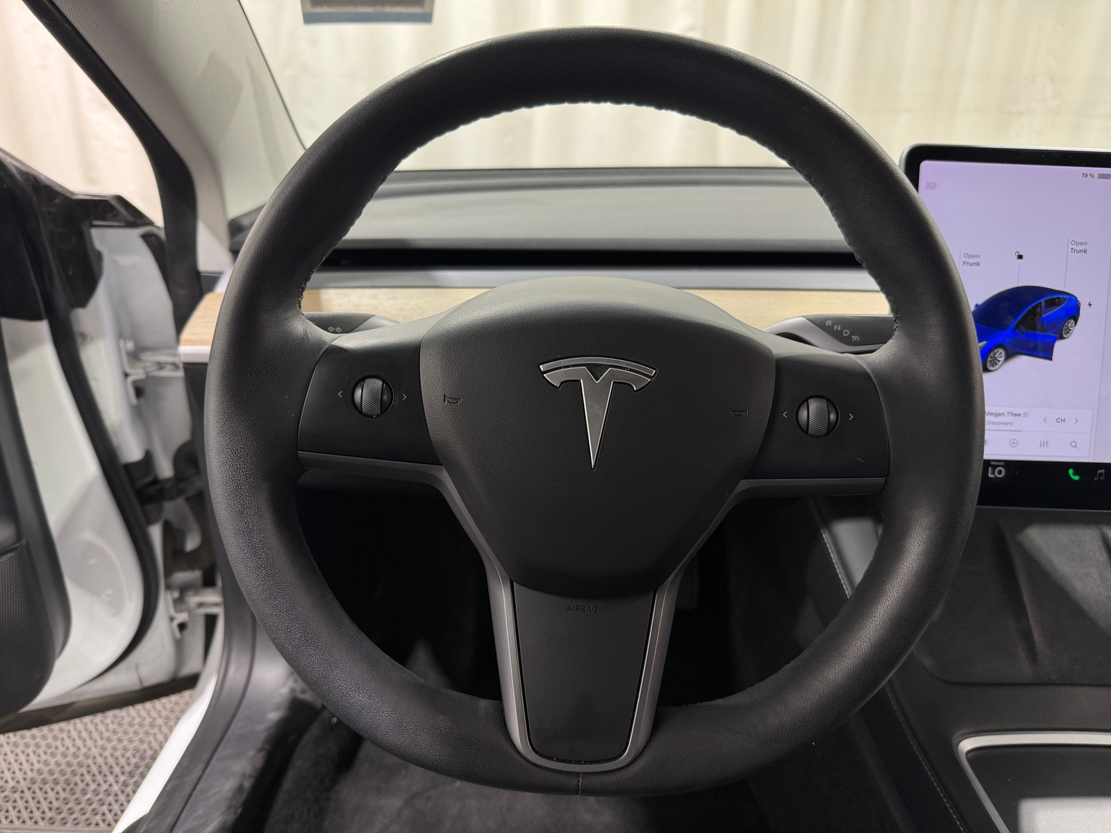 Thumbnail: 2022 Tesla Model 3 - 4
