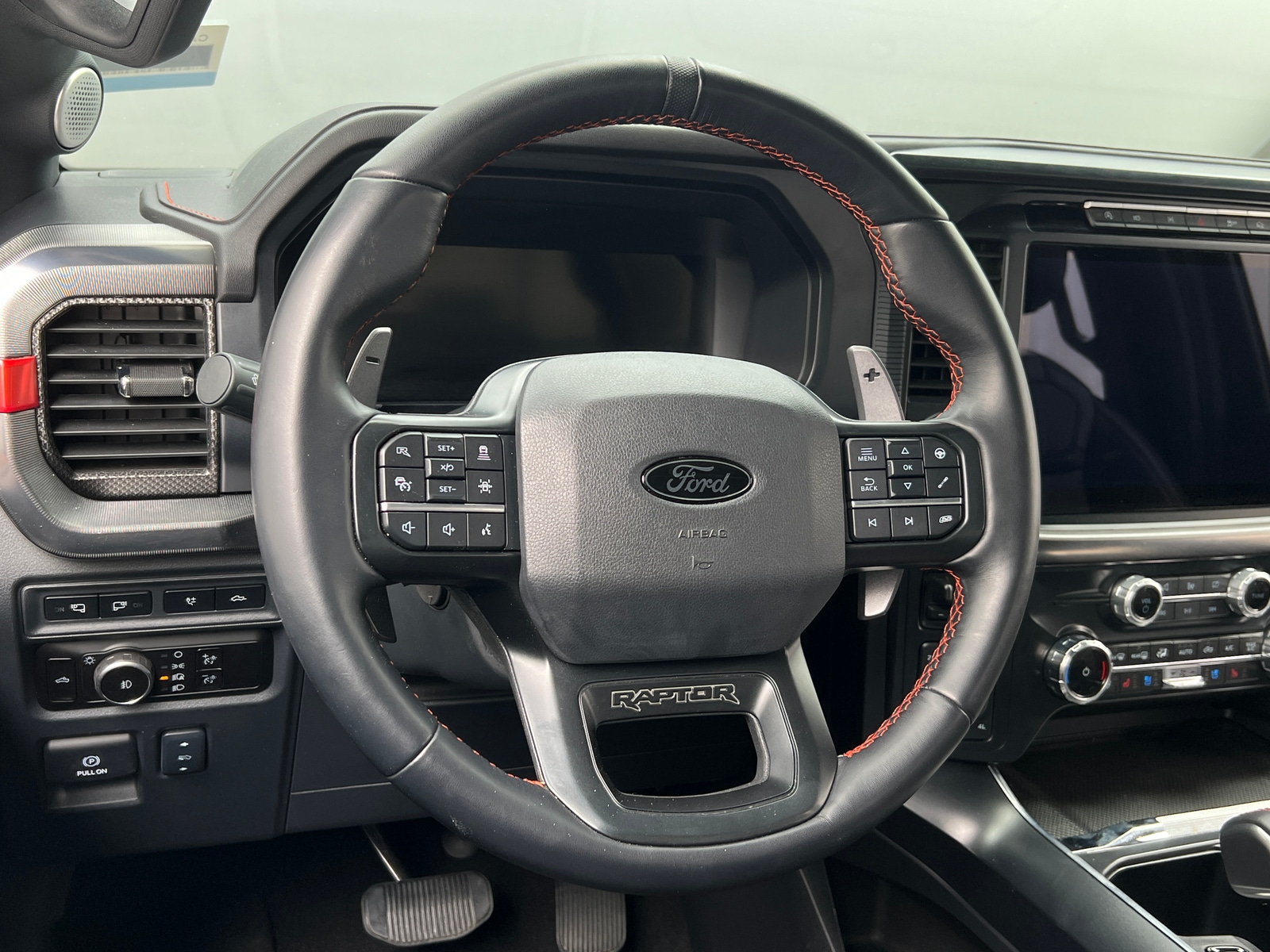 Thumbnail: 2024 Ford Econoline - 4