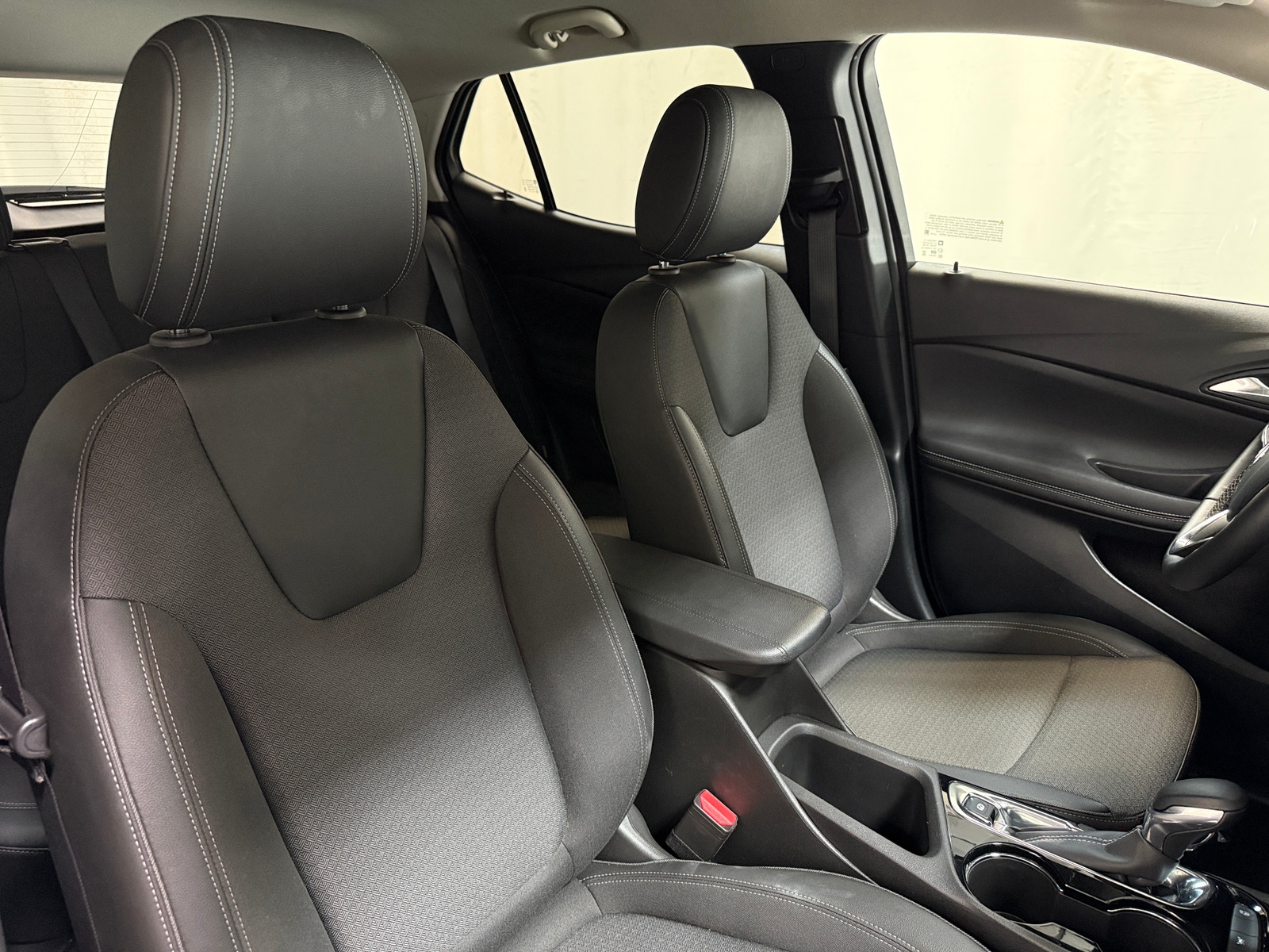 Thumbnail: 2025 Buick Encore GX - 2