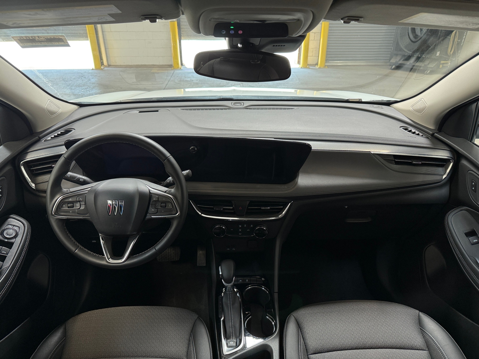 Thumbnail: 2025 Buick Encore GX - 3