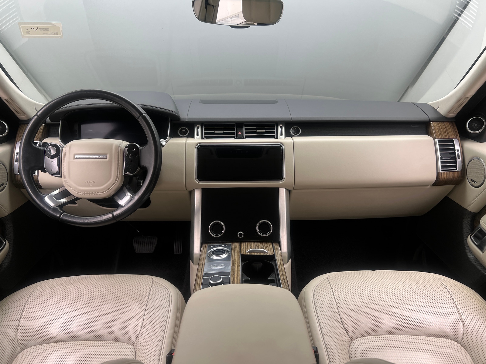 Thumbnail: 2020 Land Rover Range Rover - 2
