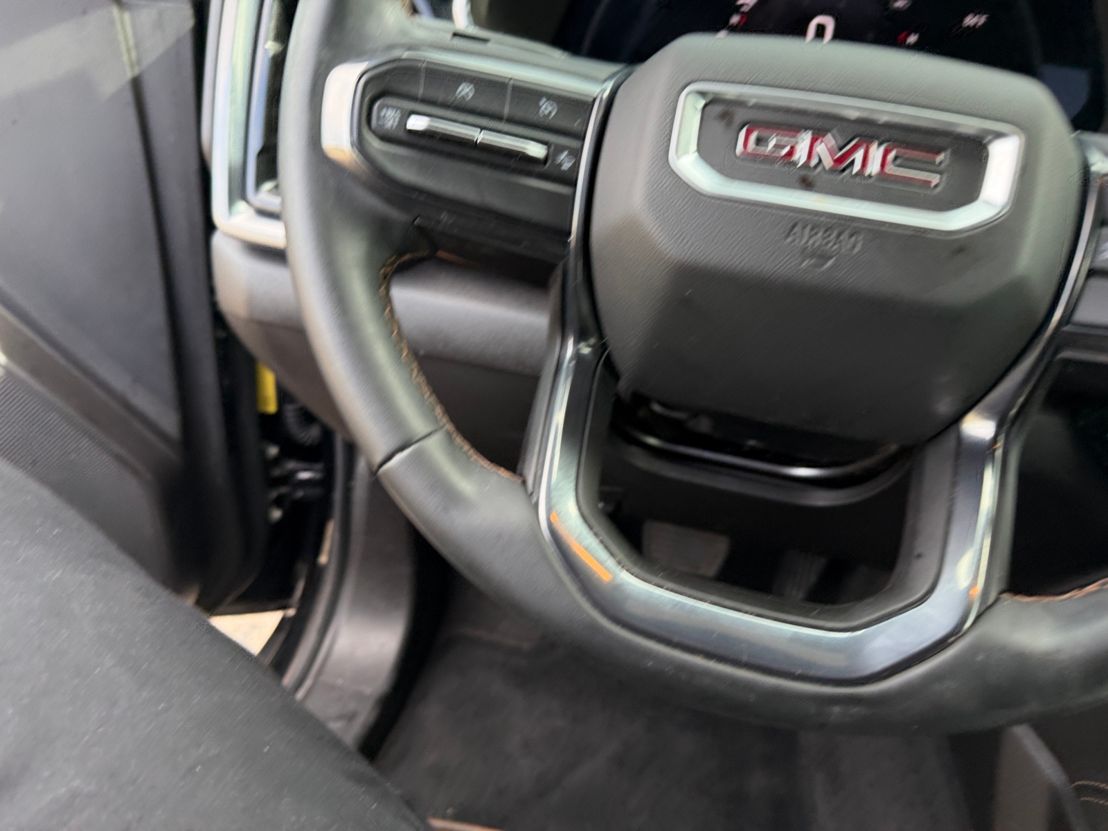 Thumbnail: 2023 GMC Canyon - 5
