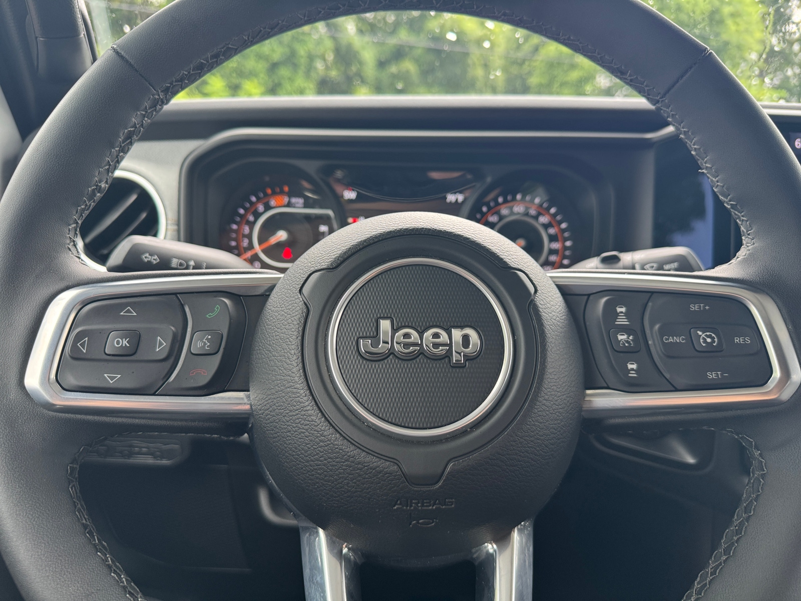 Thumbnail: 2025 Jeep Wrangler - 5