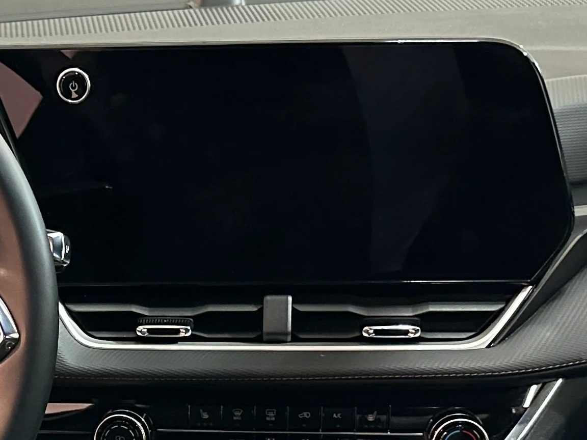 Thumbnail: 2025 Chevrolet Equinox - 4
