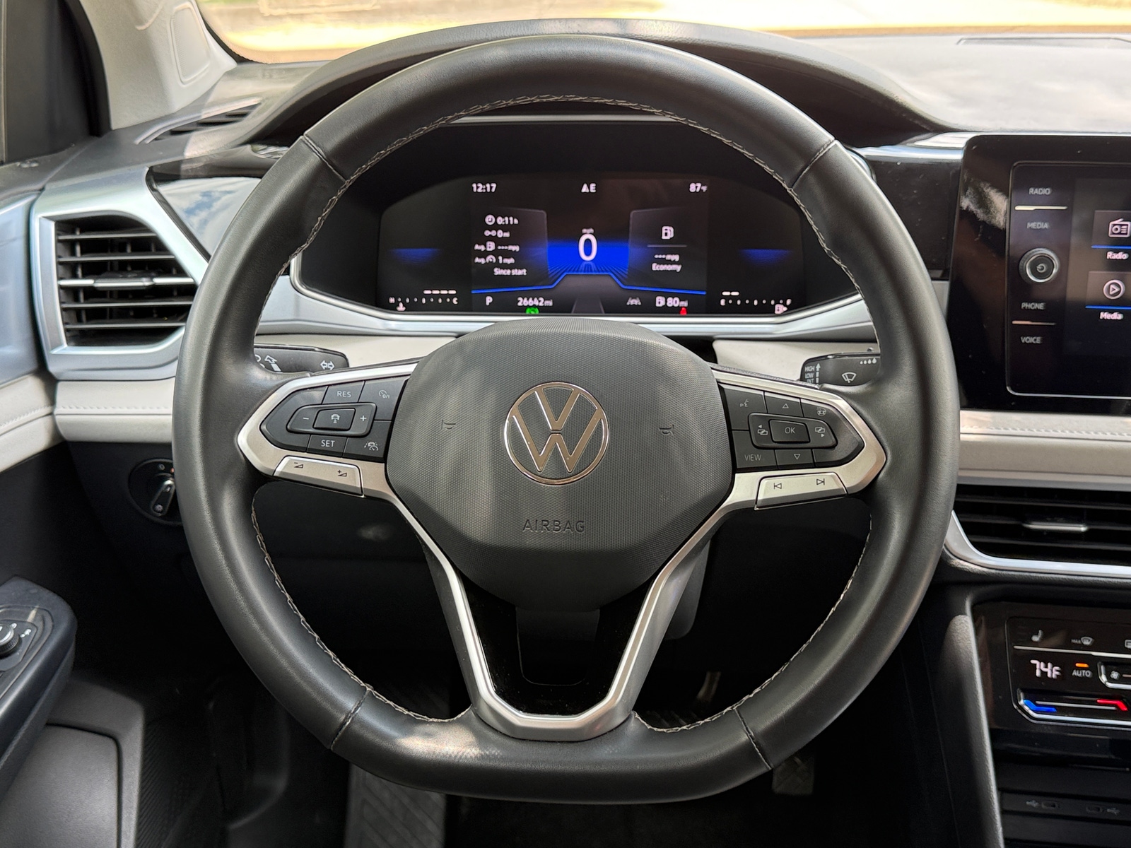 Thumbnail: 2025 Volkswagen Taos - 5