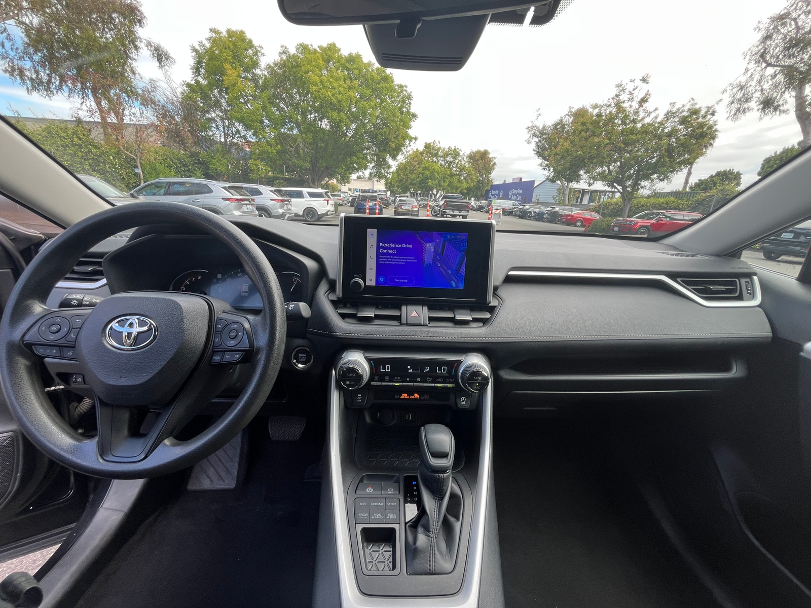 Thumbnail: 2024 Toyota RAV4 - 2