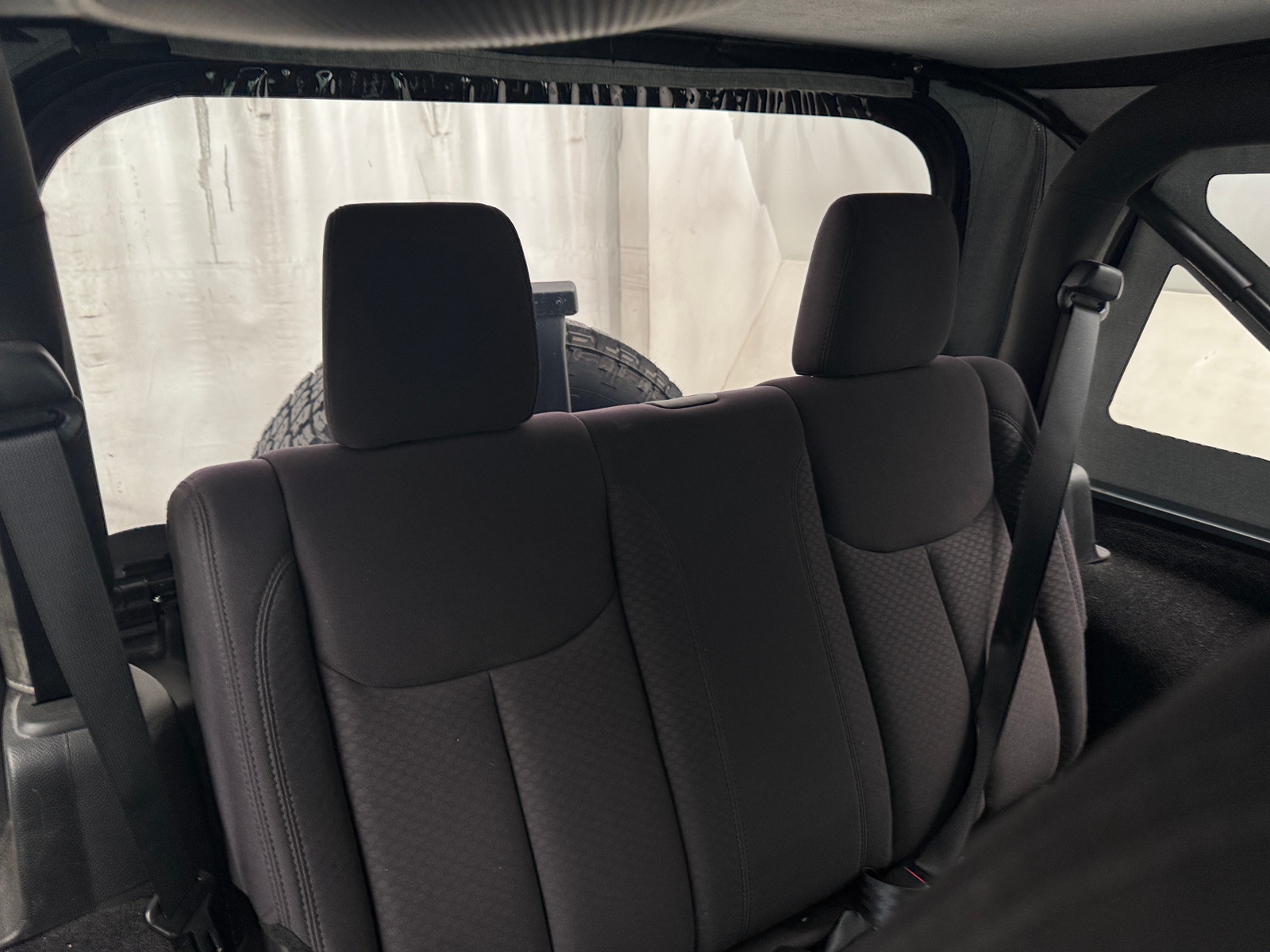 Thumbnail: 2014 Jeep Wrangler - 6