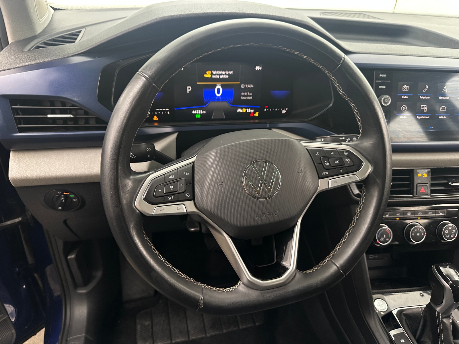 Thumbnail: 2023 Volkswagen Taos - 4