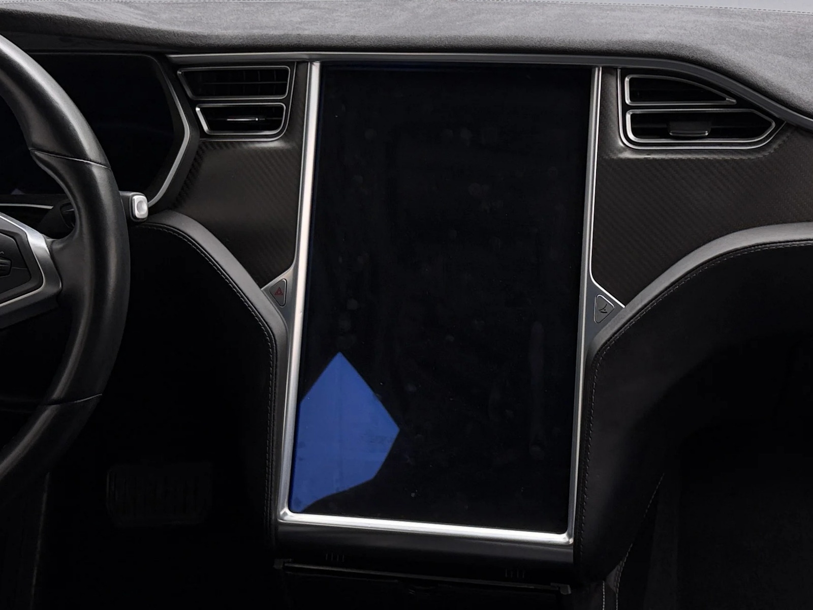 Thumbnail: 2015 Tesla Model S - 3