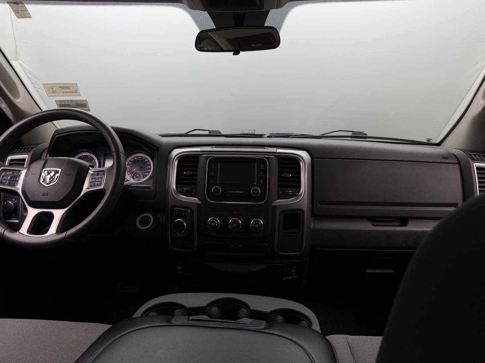 Thumbnail: 2024 RAM 1500 Classic - 3