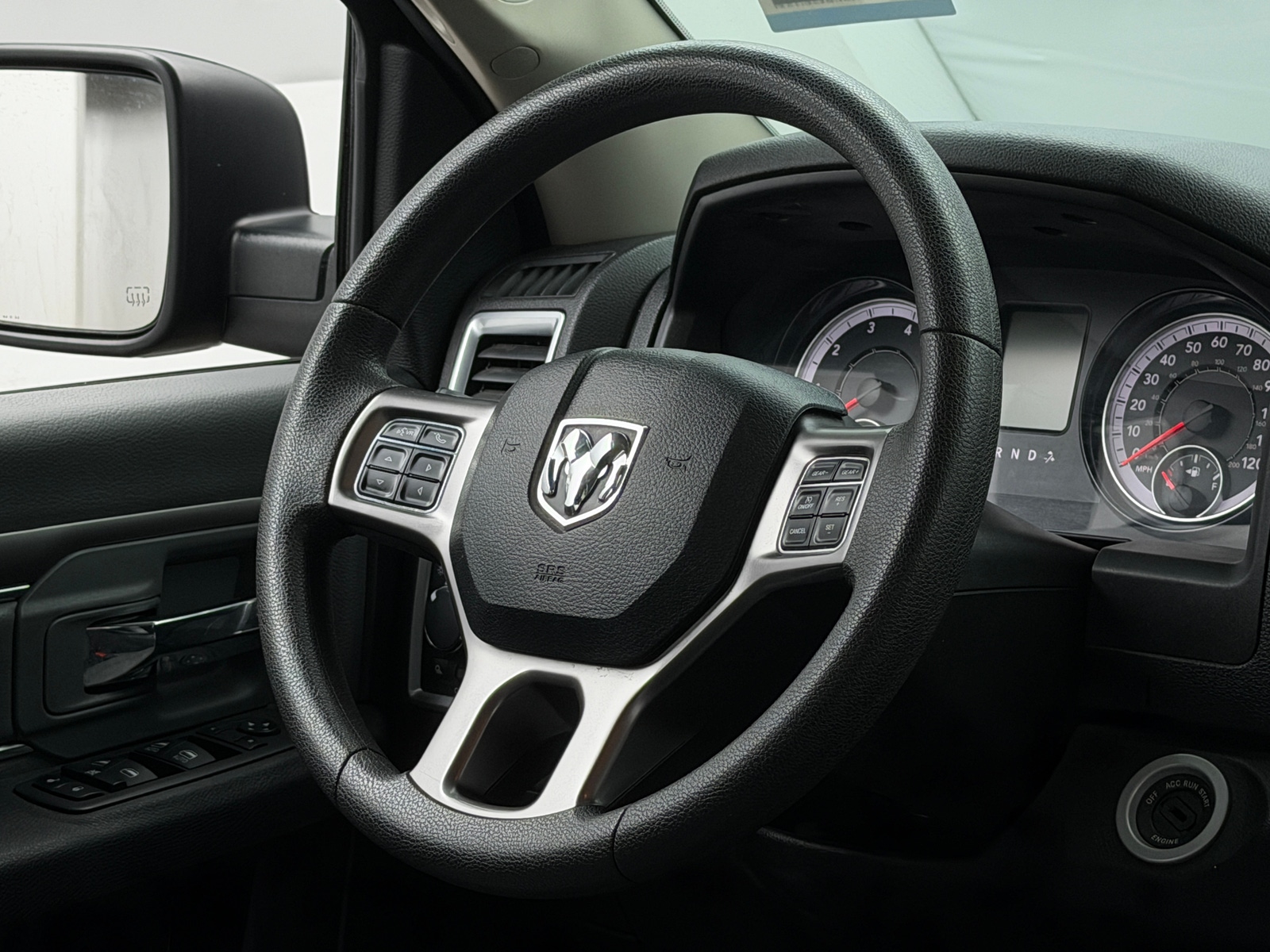 Thumbnail: 2024 RAM 1500 Classic - 5