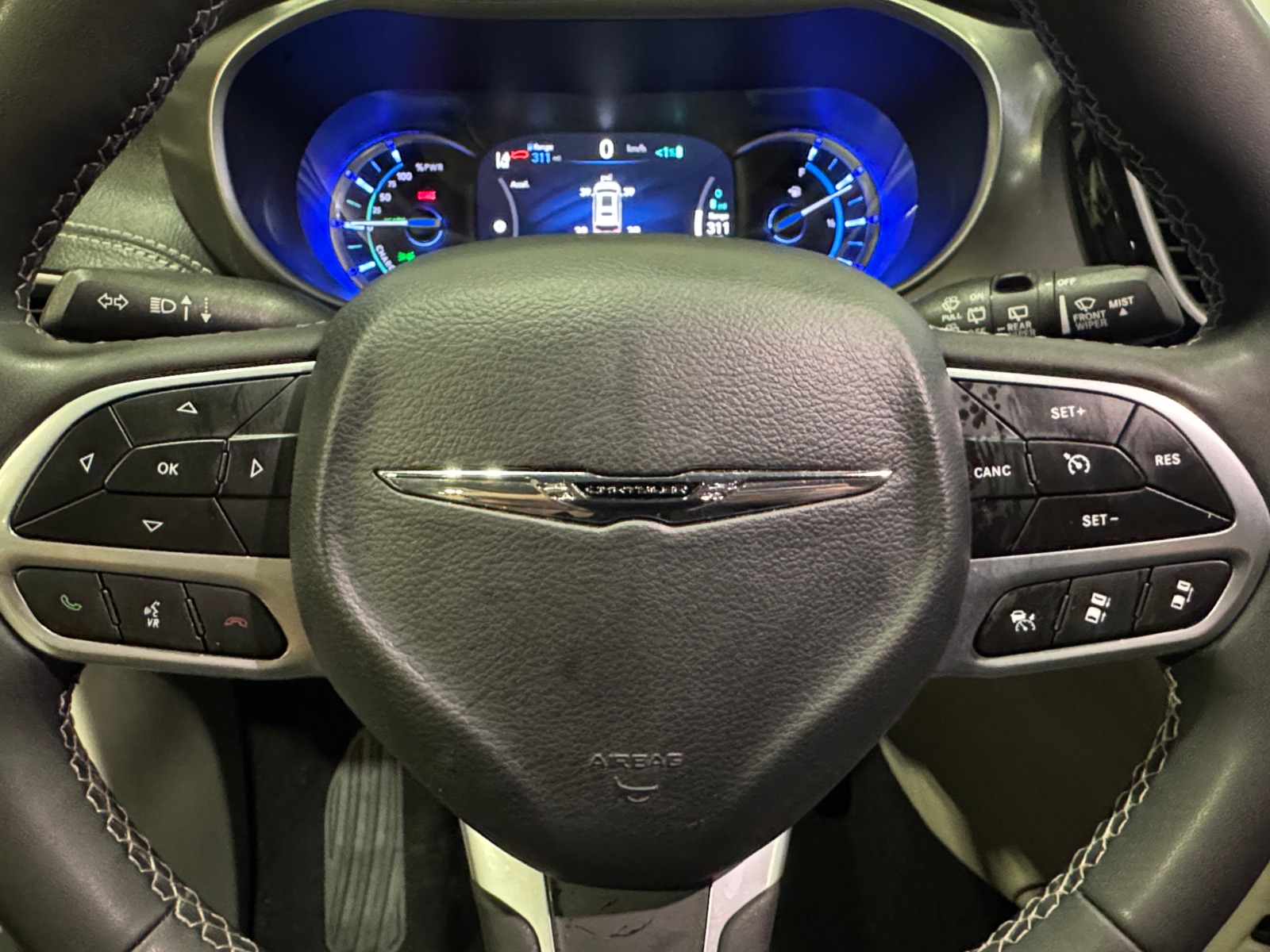 Thumbnail: 2024 Chrysler Pacifica - 4