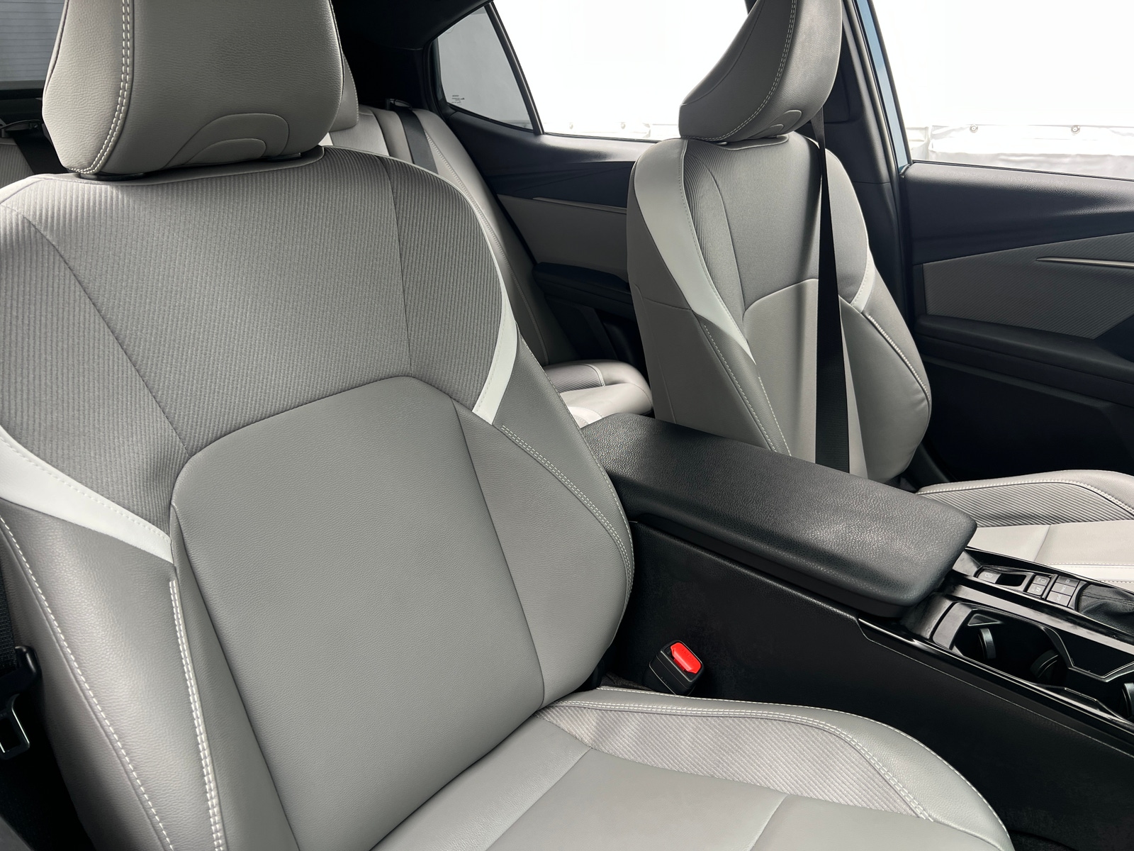 Thumbnail: 2025 Toyota Camry - 2