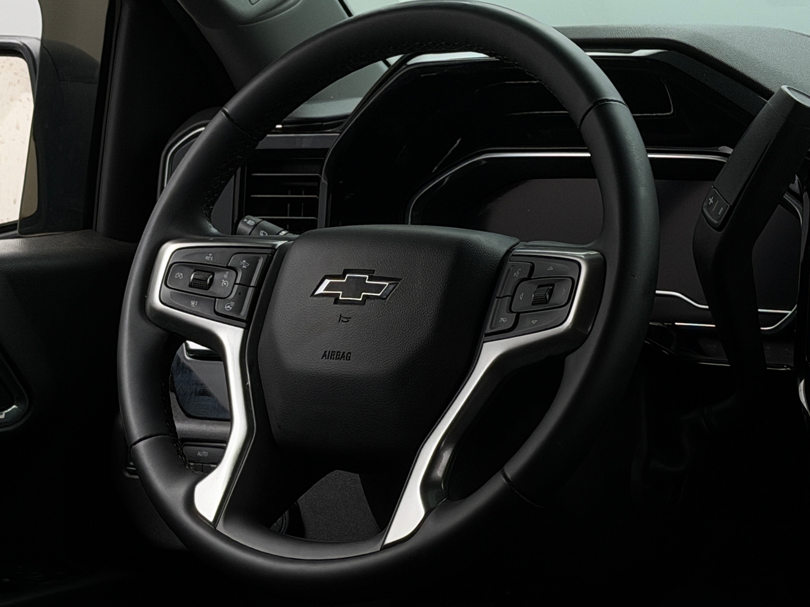 Thumbnail: 2024 Chevrolet Silverado 1500 - 5
