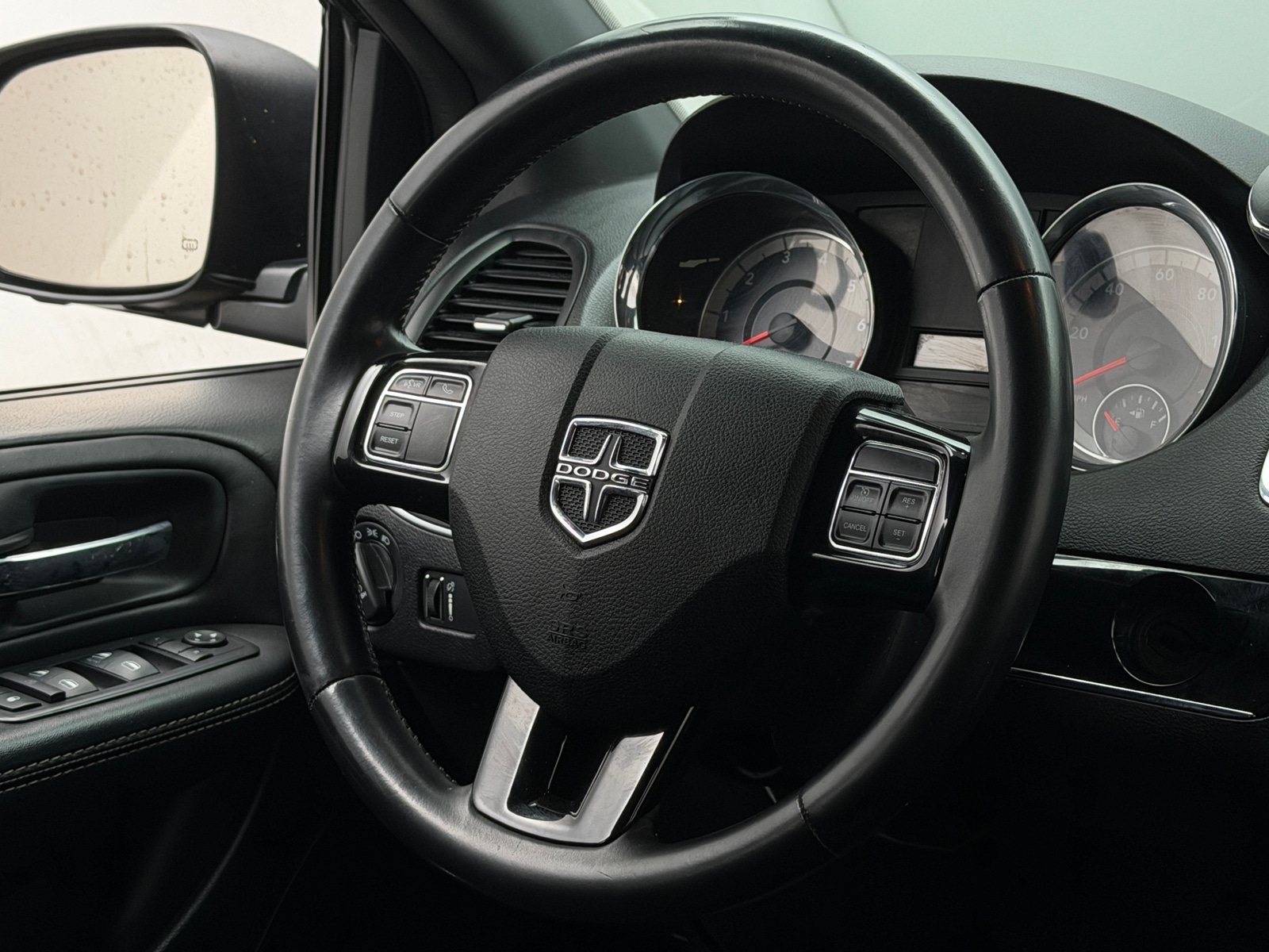 Thumbnail: 2018 Dodge Grand Caravan - 5