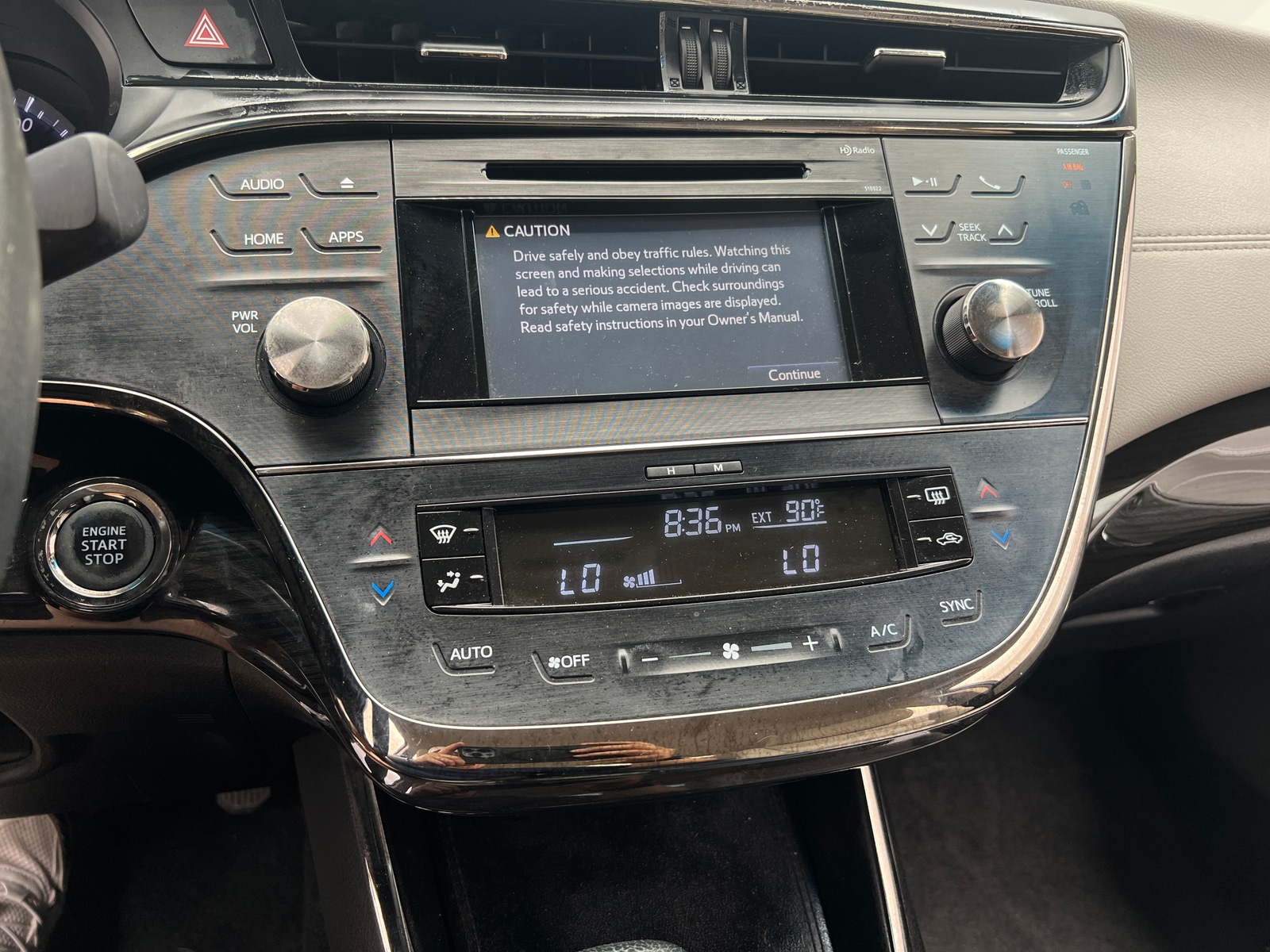 Thumbnail: 2015 Toyota Avalon - 3