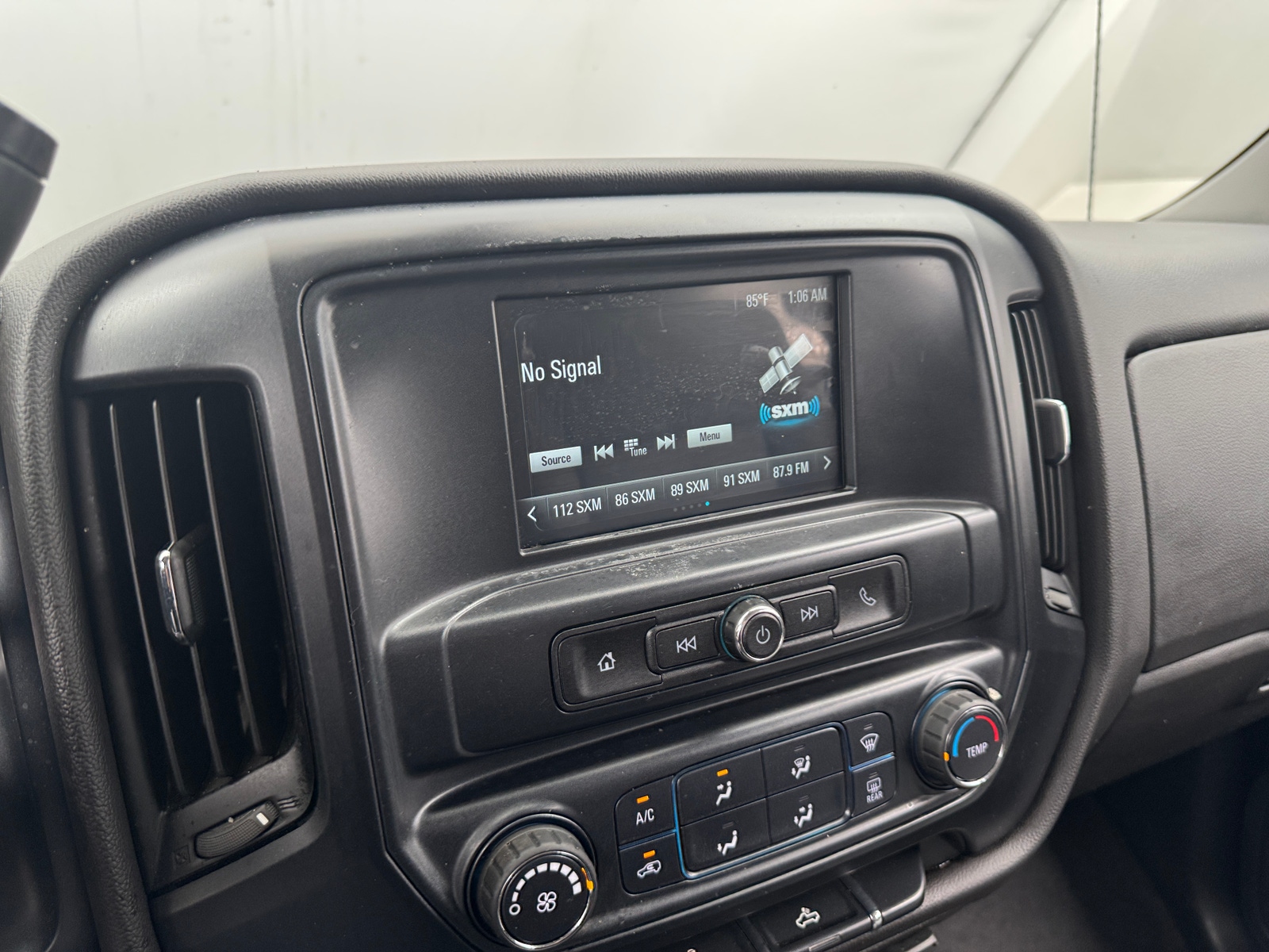 Thumbnail: 2019 Chevrolet Silverado 1500 - 4