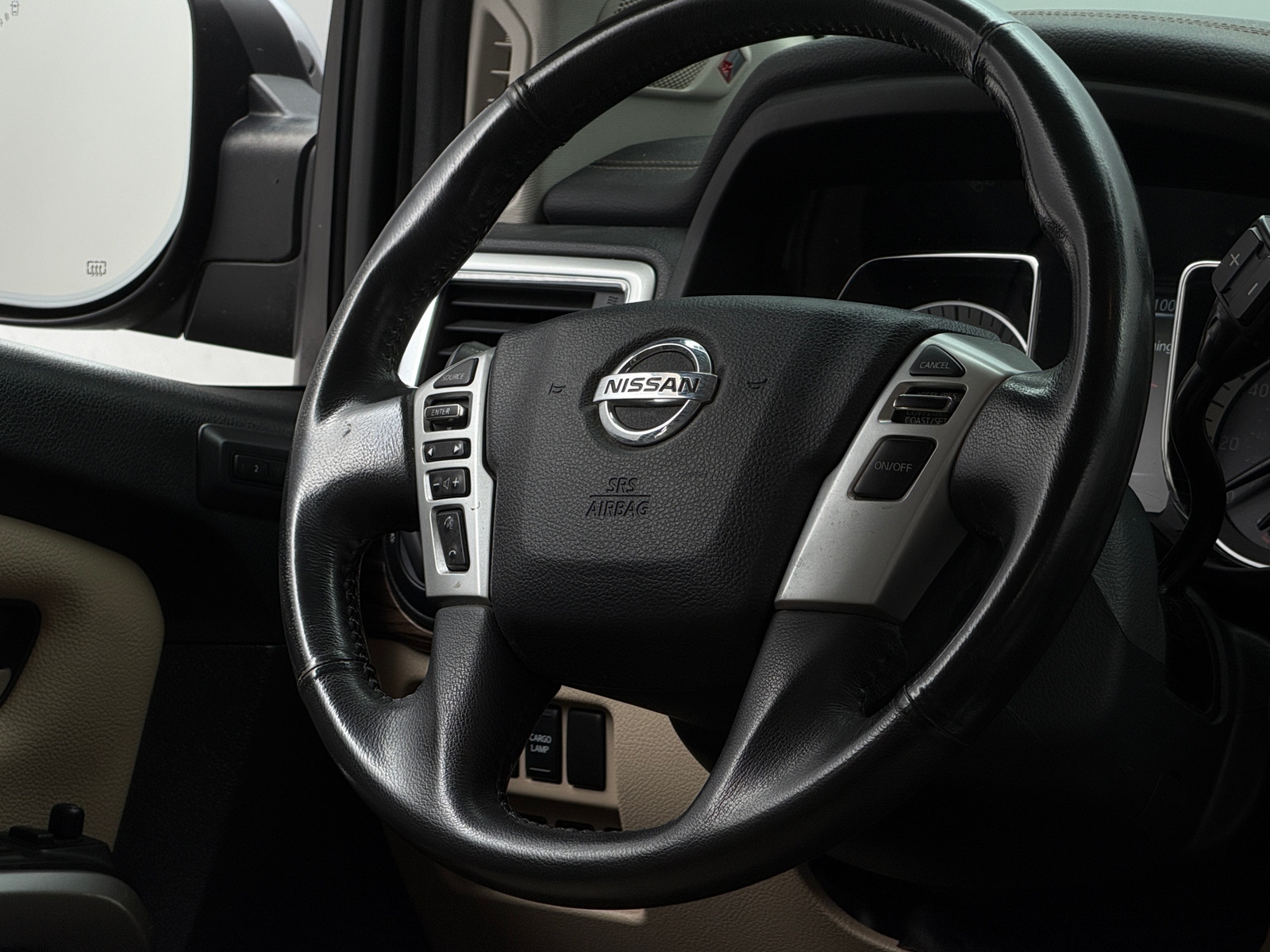 Thumbnail: 2017 Nissan Titan - 4